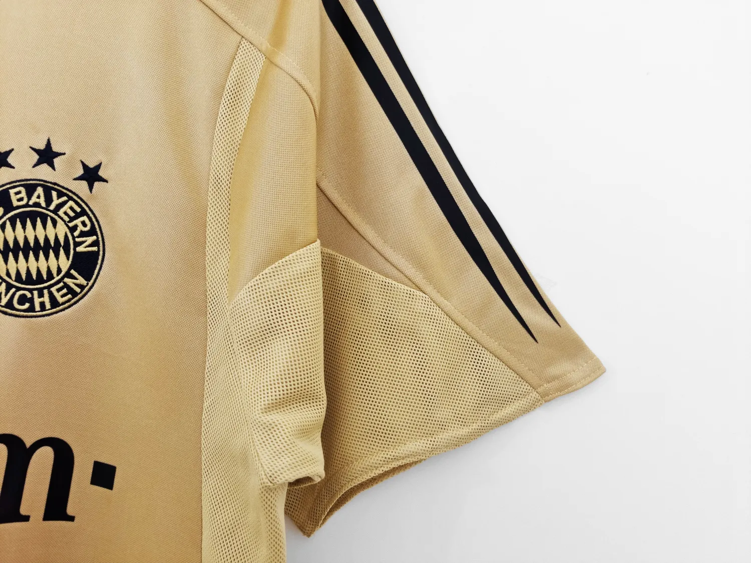 2004/05 Bayern Munich Stadium Retro Jersey