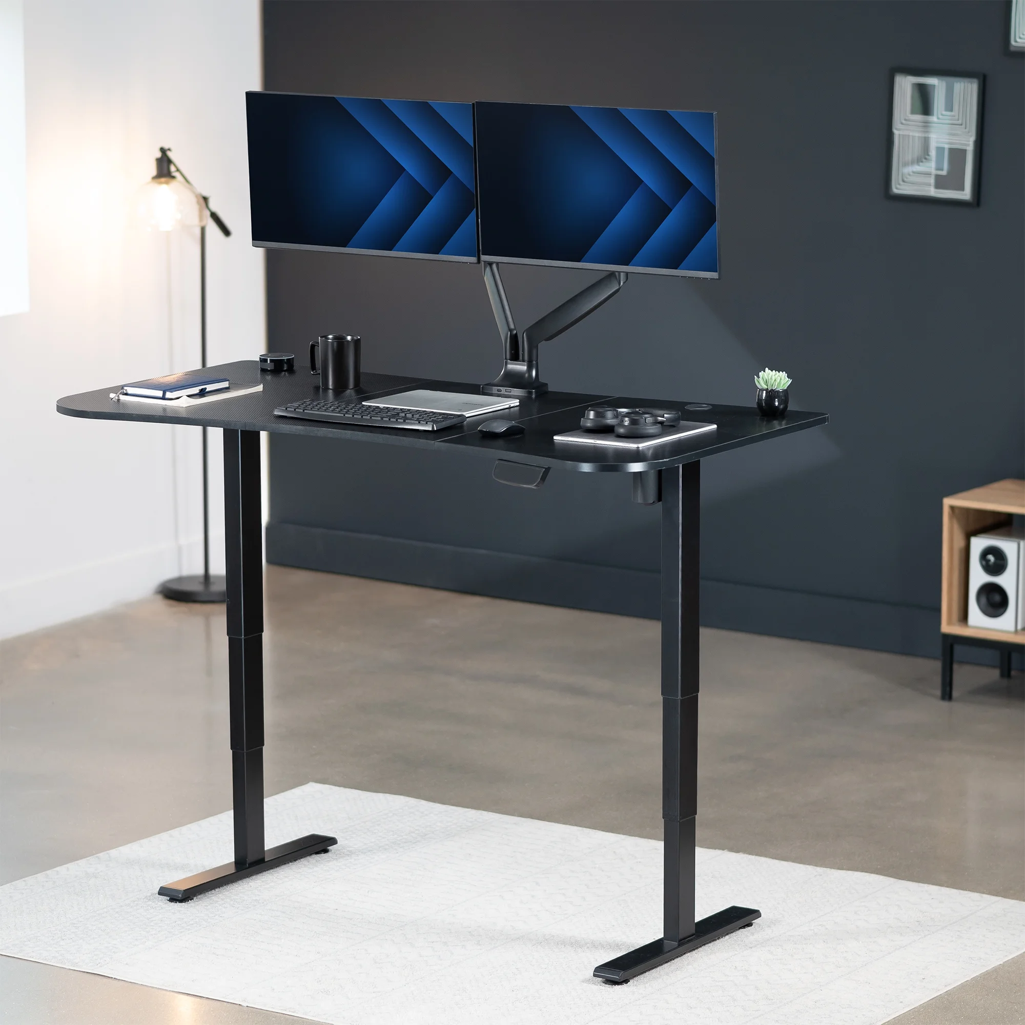 VIVO Reclaimed Wood / Black 63�?x 32�?Electric Height Adjustable Stand Up Desk