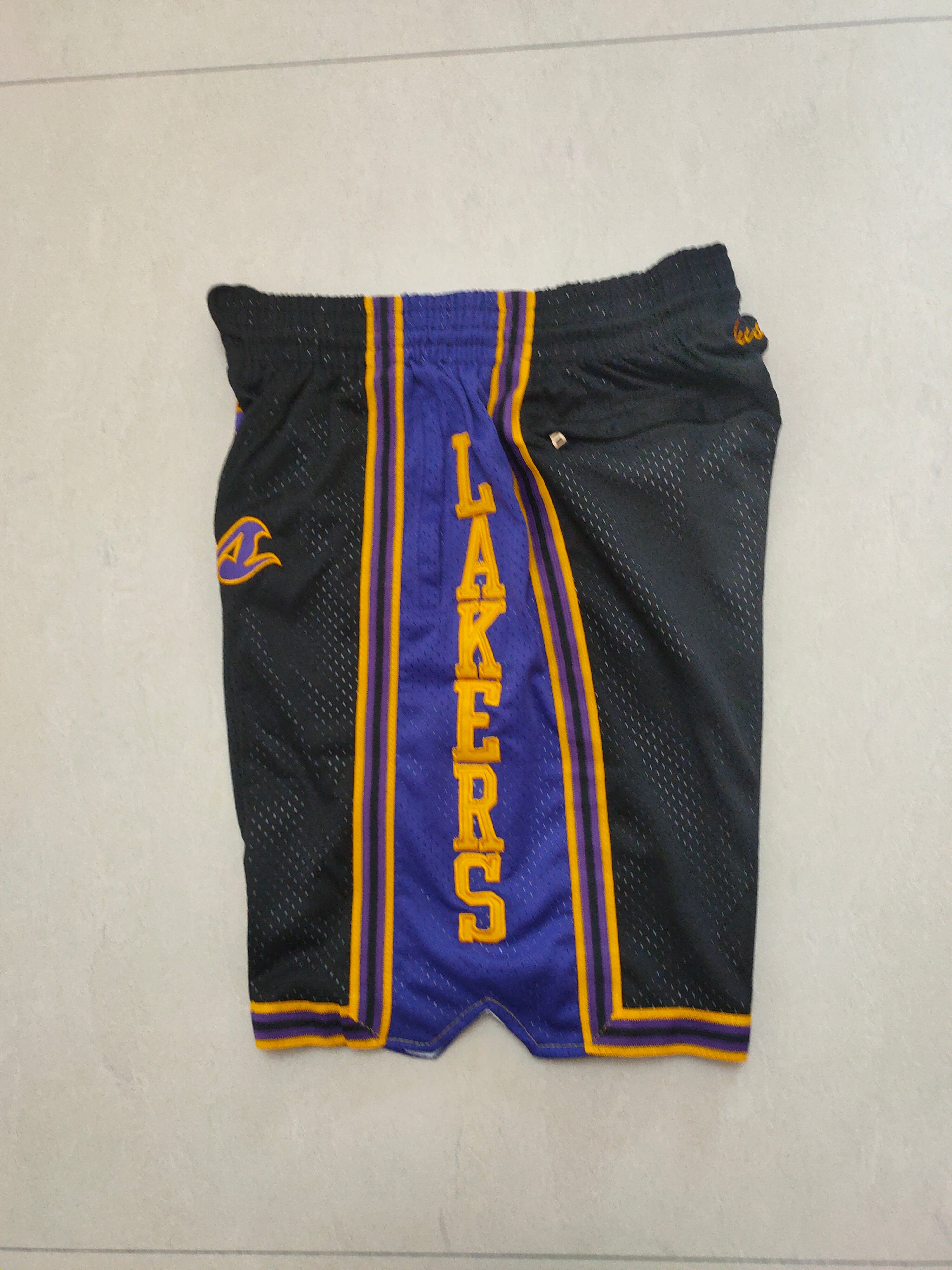 Los Angeles Lakers black vintage pocket pants