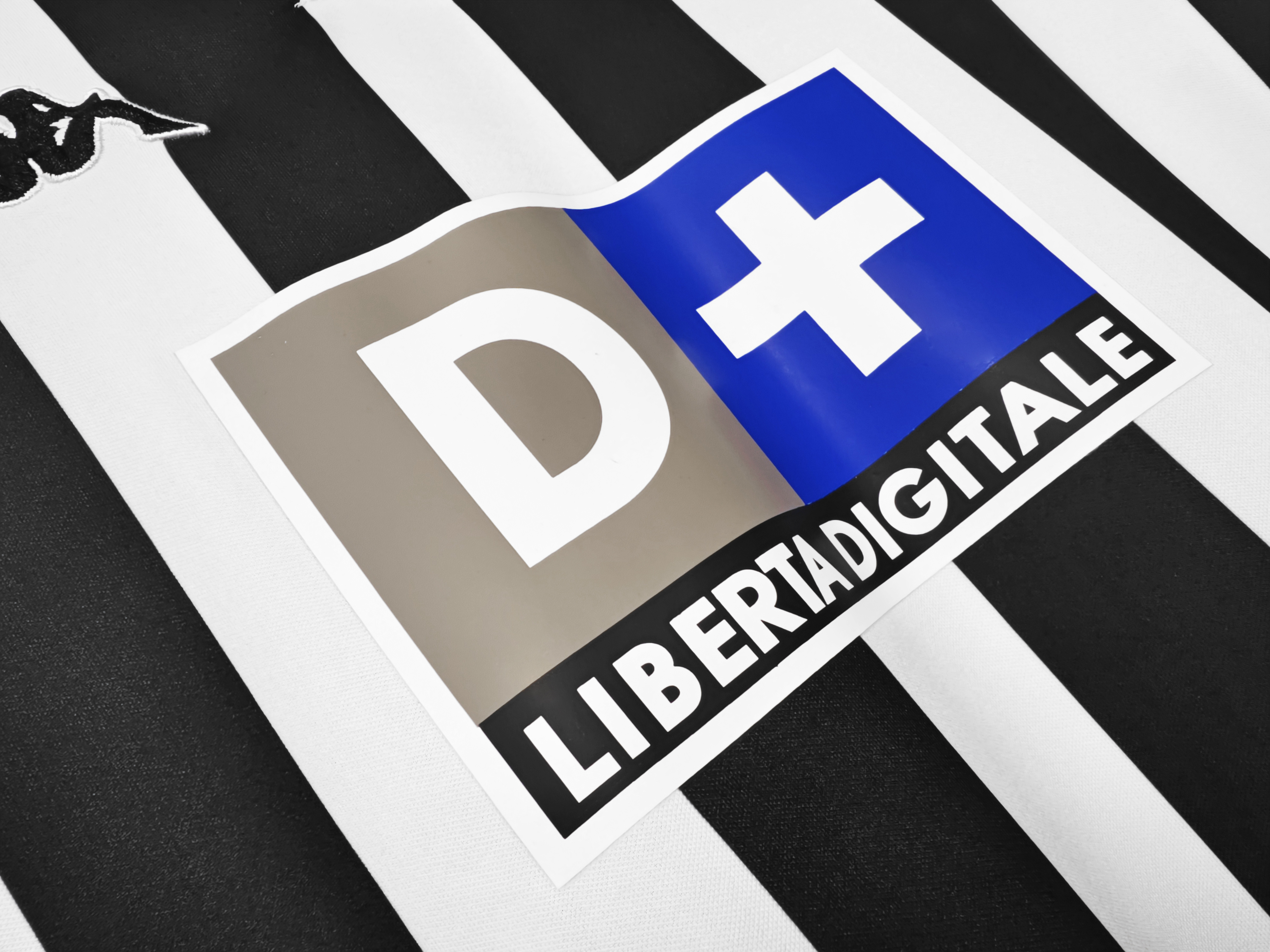 1998/99 Juventus home retro jersey