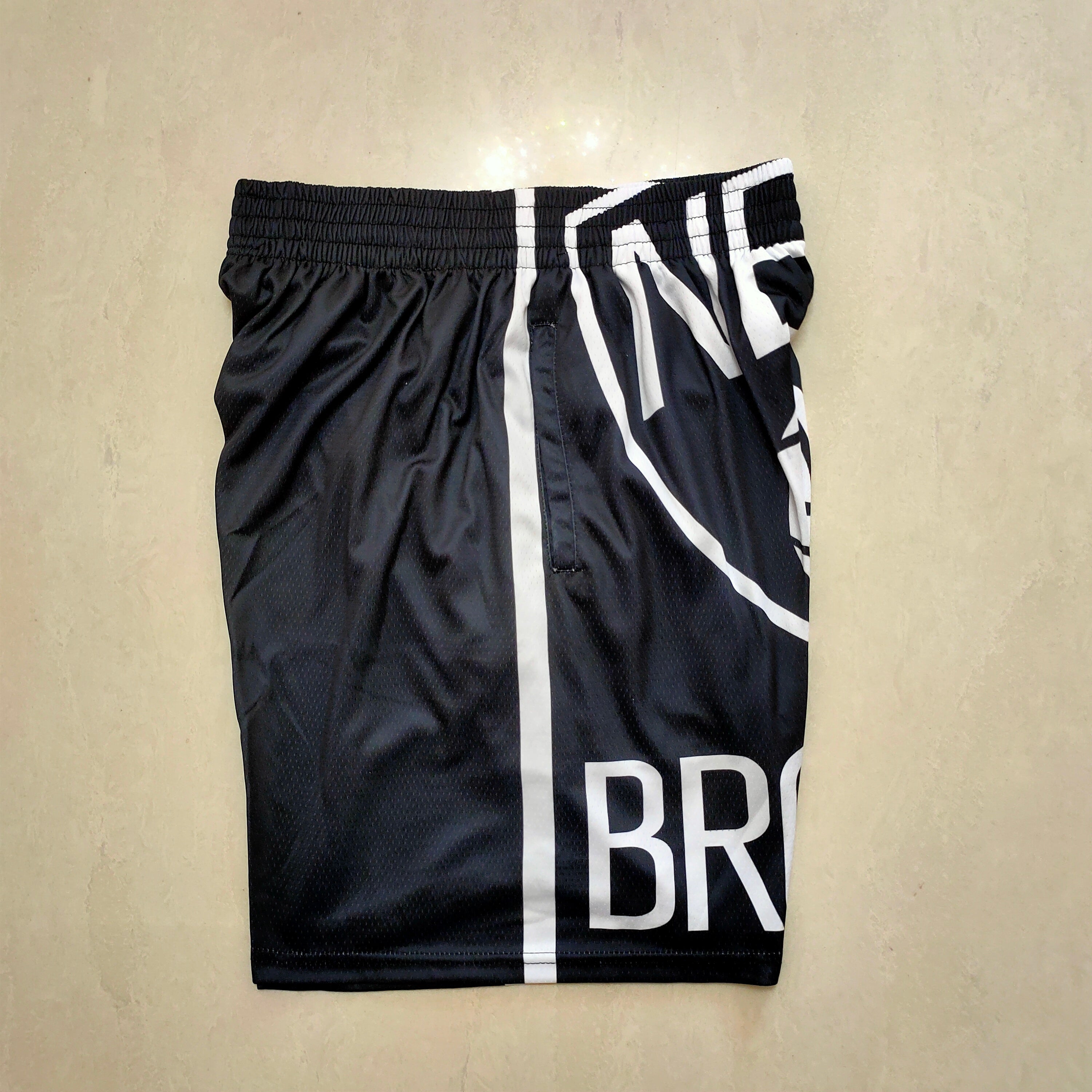 Brooklyn Nets Mitchell&ness classic black shorts