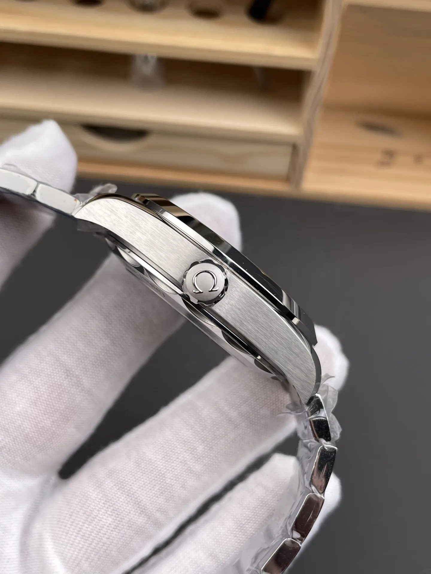 Omega Seamaster Ice Blue 43mm