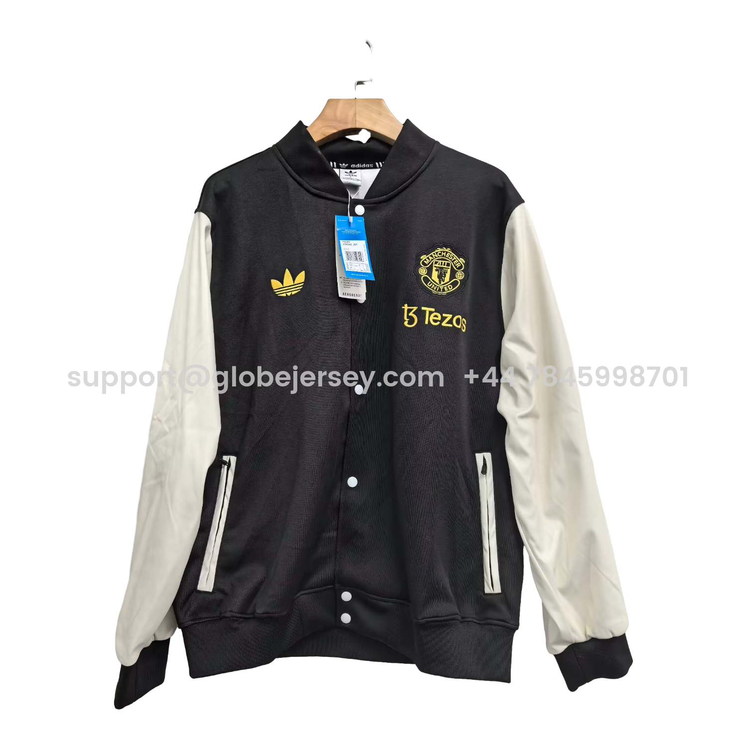 Manchester United 25-26 Throwback Windbreaker Jacket - Black And White