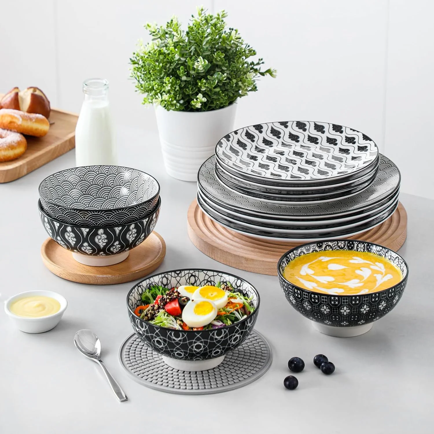 Mandala12 Pieces Dinnerware Sets, Porcelain Dinner Set for 4, Boho Plates and Bowls Set, Colorful Dish Sets