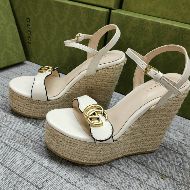Invoice exchange size 35 -Gucci Wedge Sandals Espadrille Beige