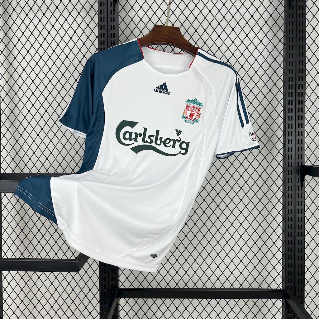 Retro Liver.pool 2006-07 Third Jersey