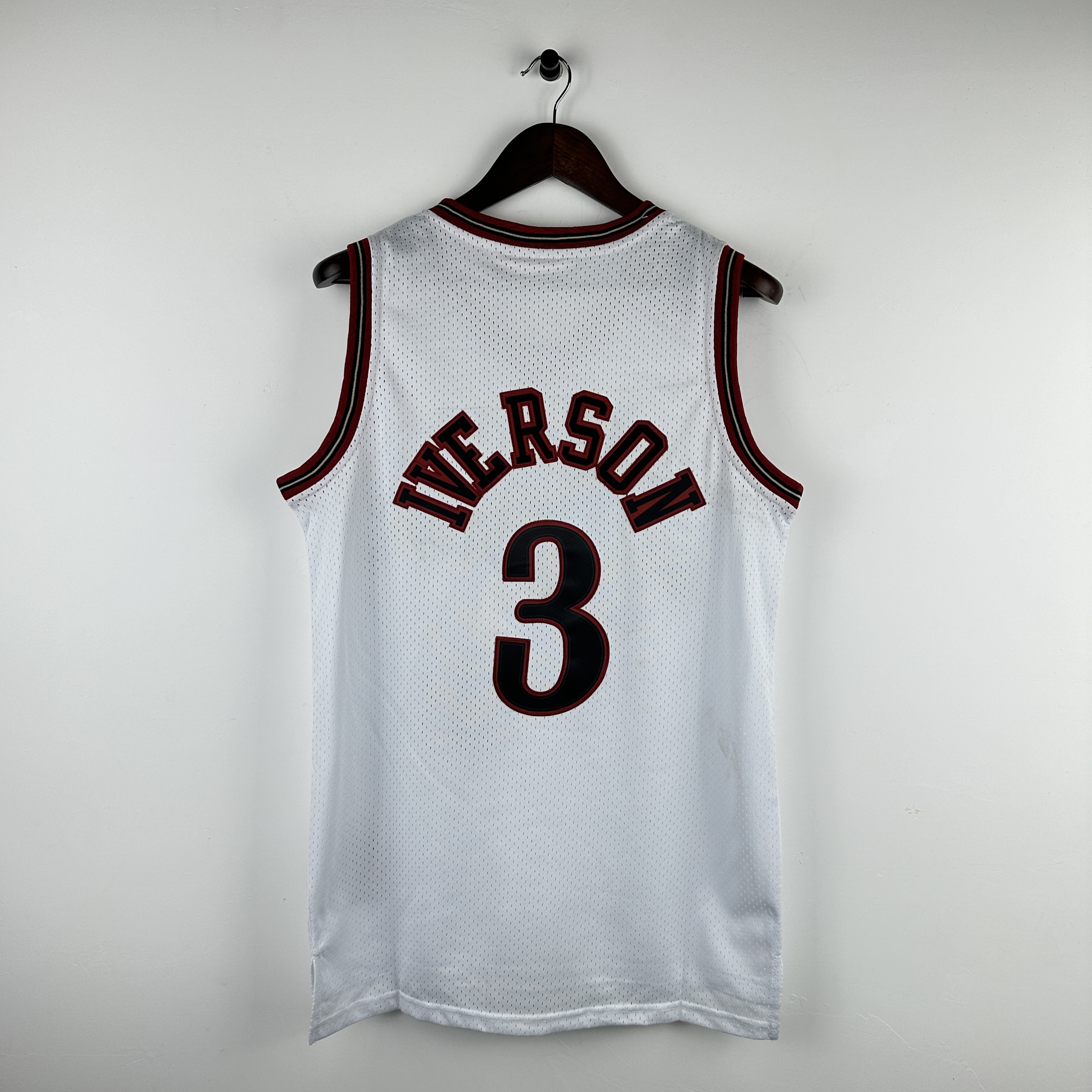 Embroidered MN Retro Jersey 76ers 97/98 Season Big Star White No. 3 Iverson