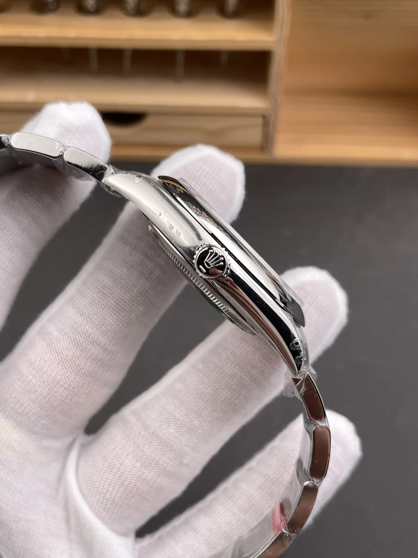 Rolex Oyster Perpetual Silver 41mm