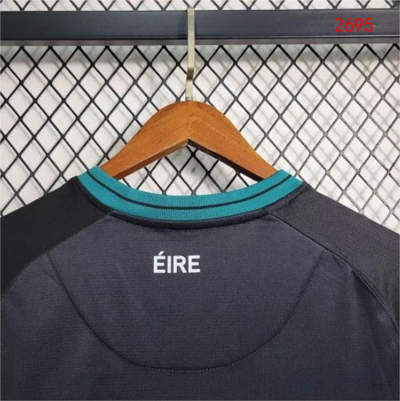 2023/24 Ireland third away kit