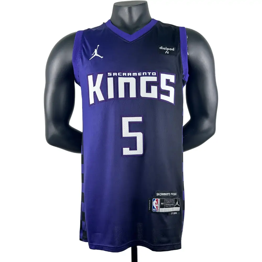 Embroidered 24th season Kings Flying Man No. 5 Fox