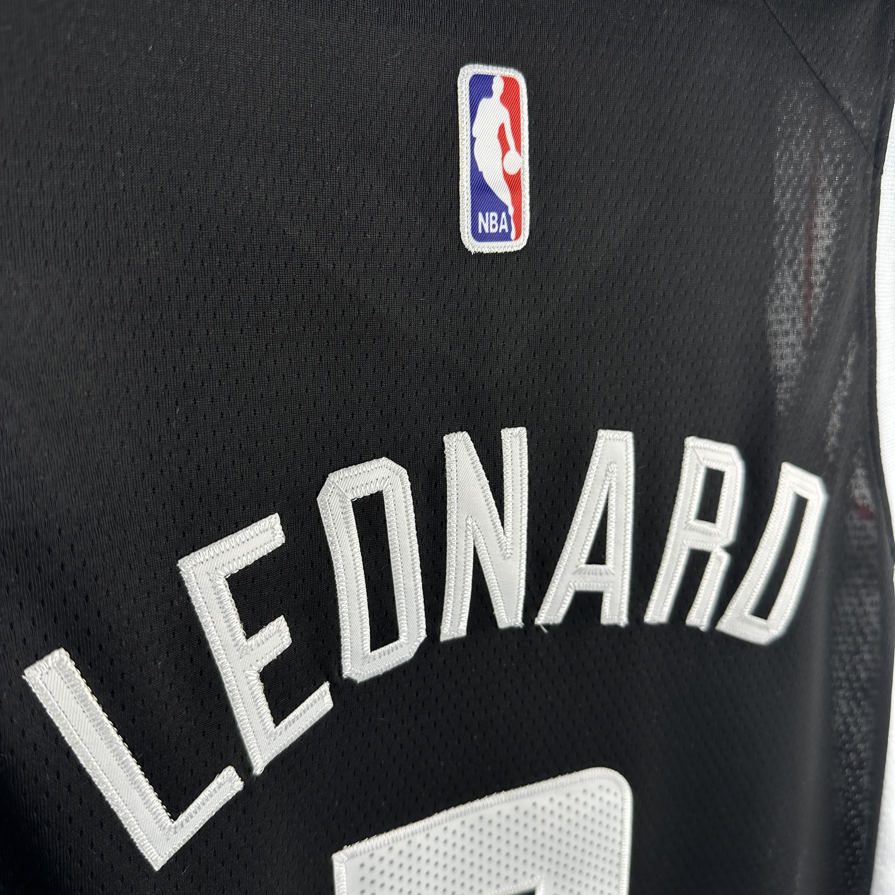 Embroidery Clippers Latin Black No. 2 Leonard