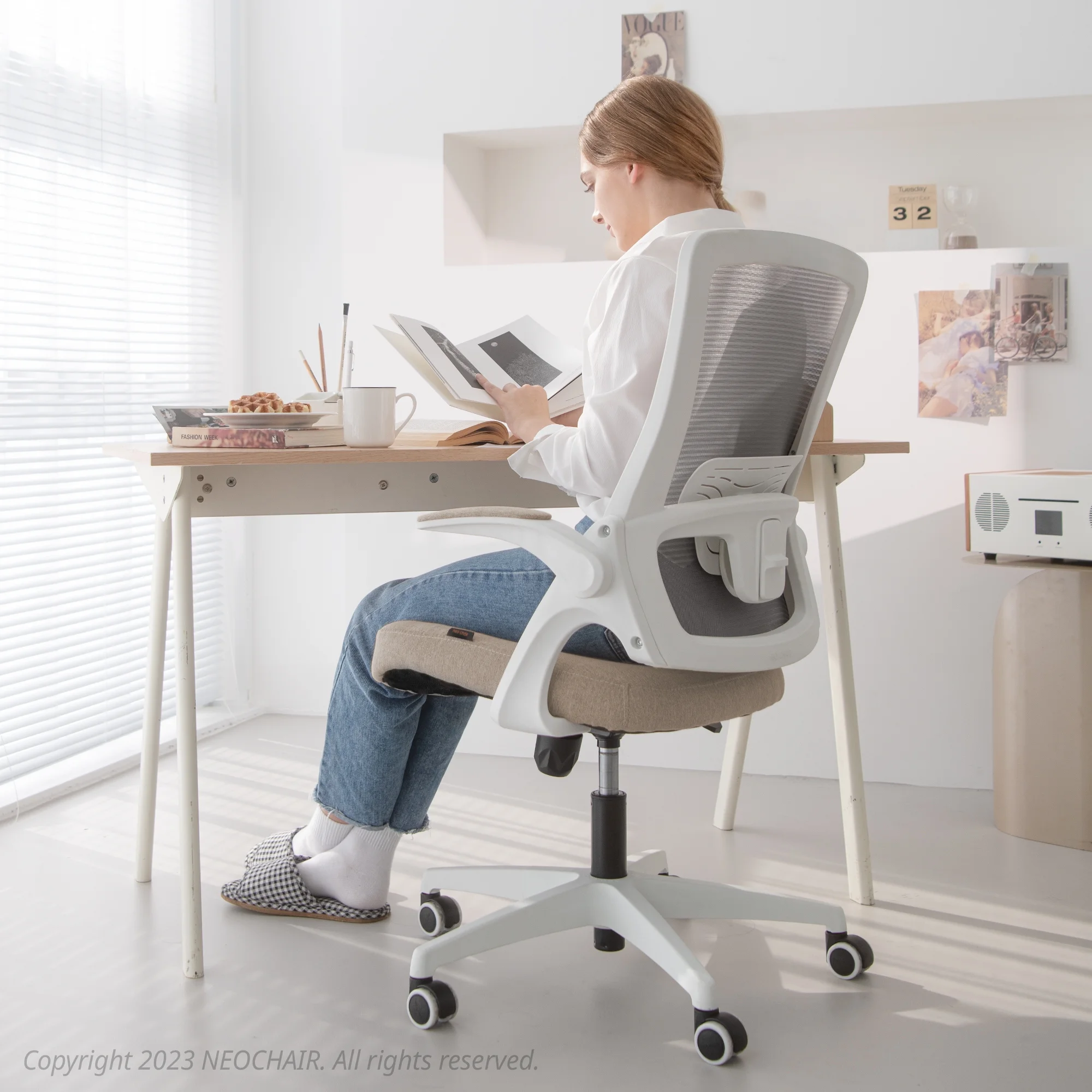 NEO CHAIR Ergonomic Office Chair, Adjustable High Back Mesh Desk Chair with Flip-up Arms, Black