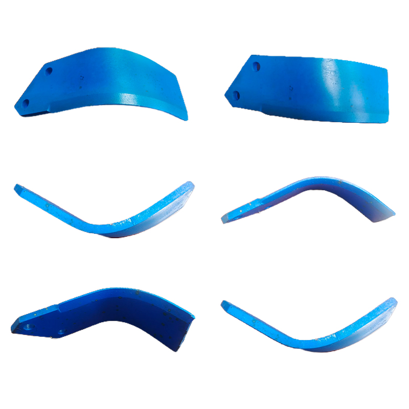 Agricultural rotary tiller blade