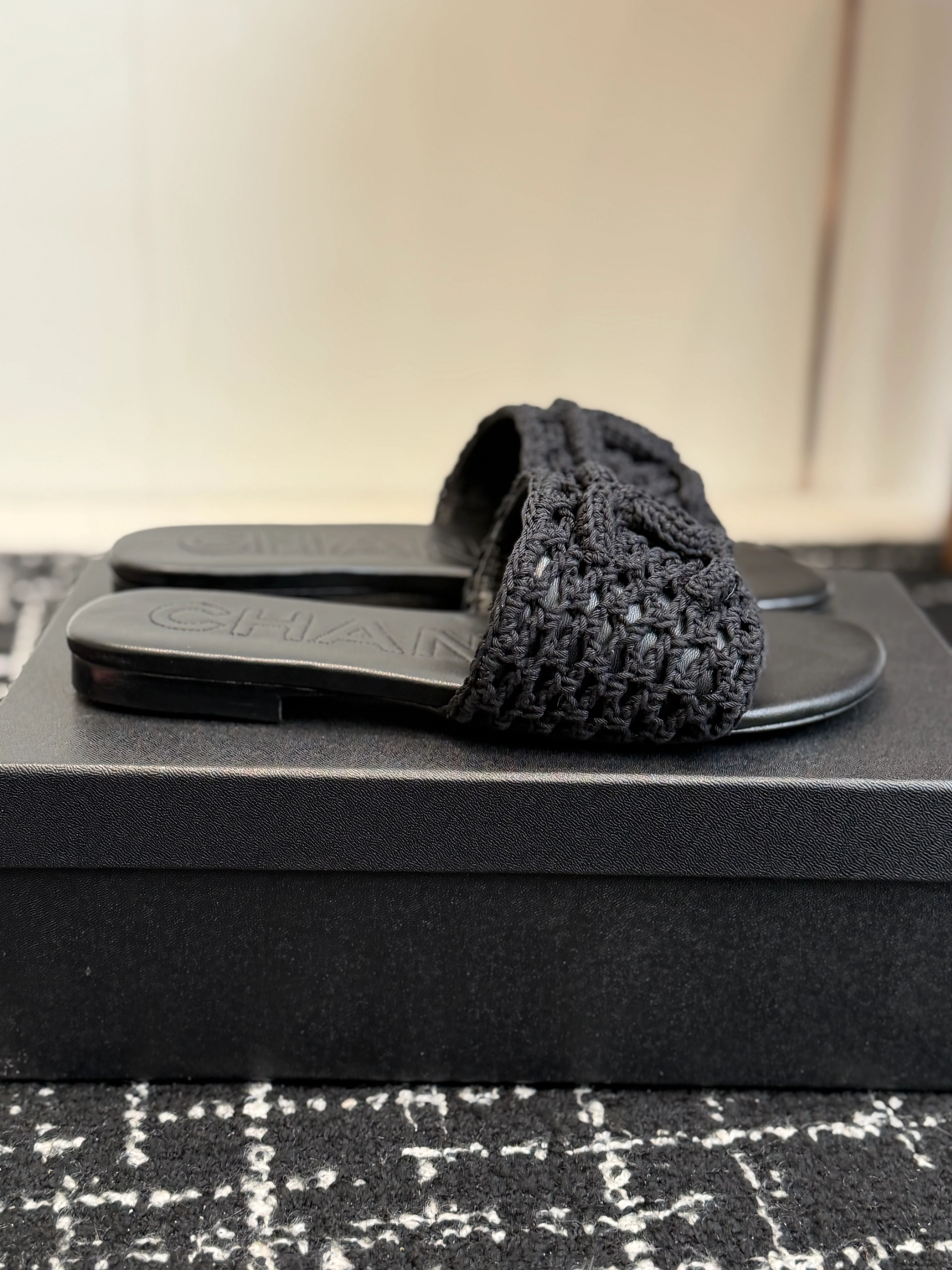 26NEW Vacation Slip-on Slippers