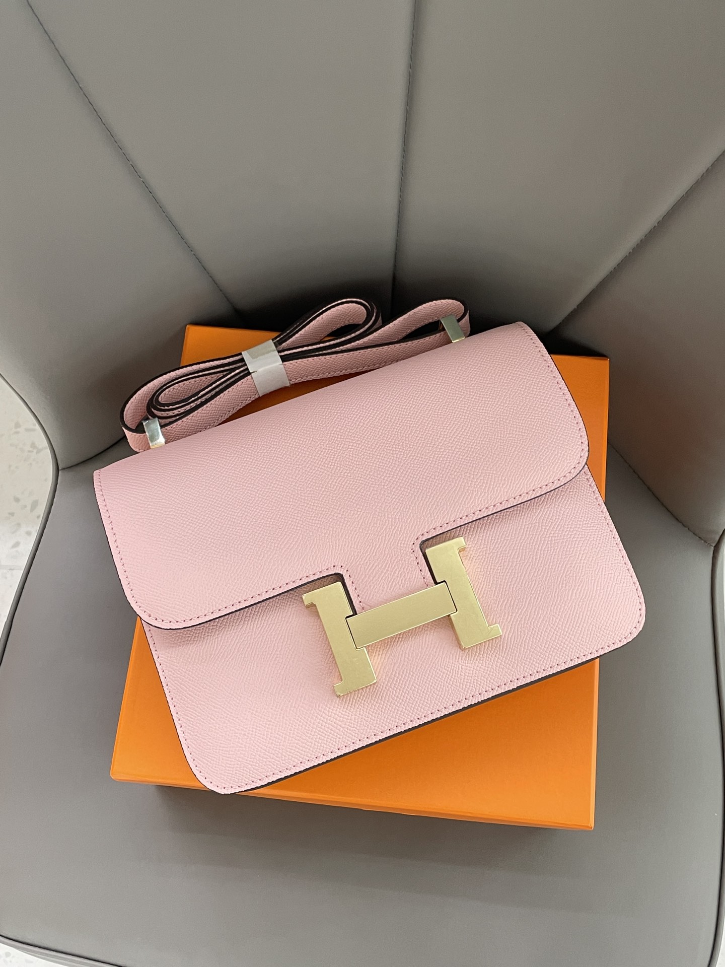 Hermes Constance Mini 19-24