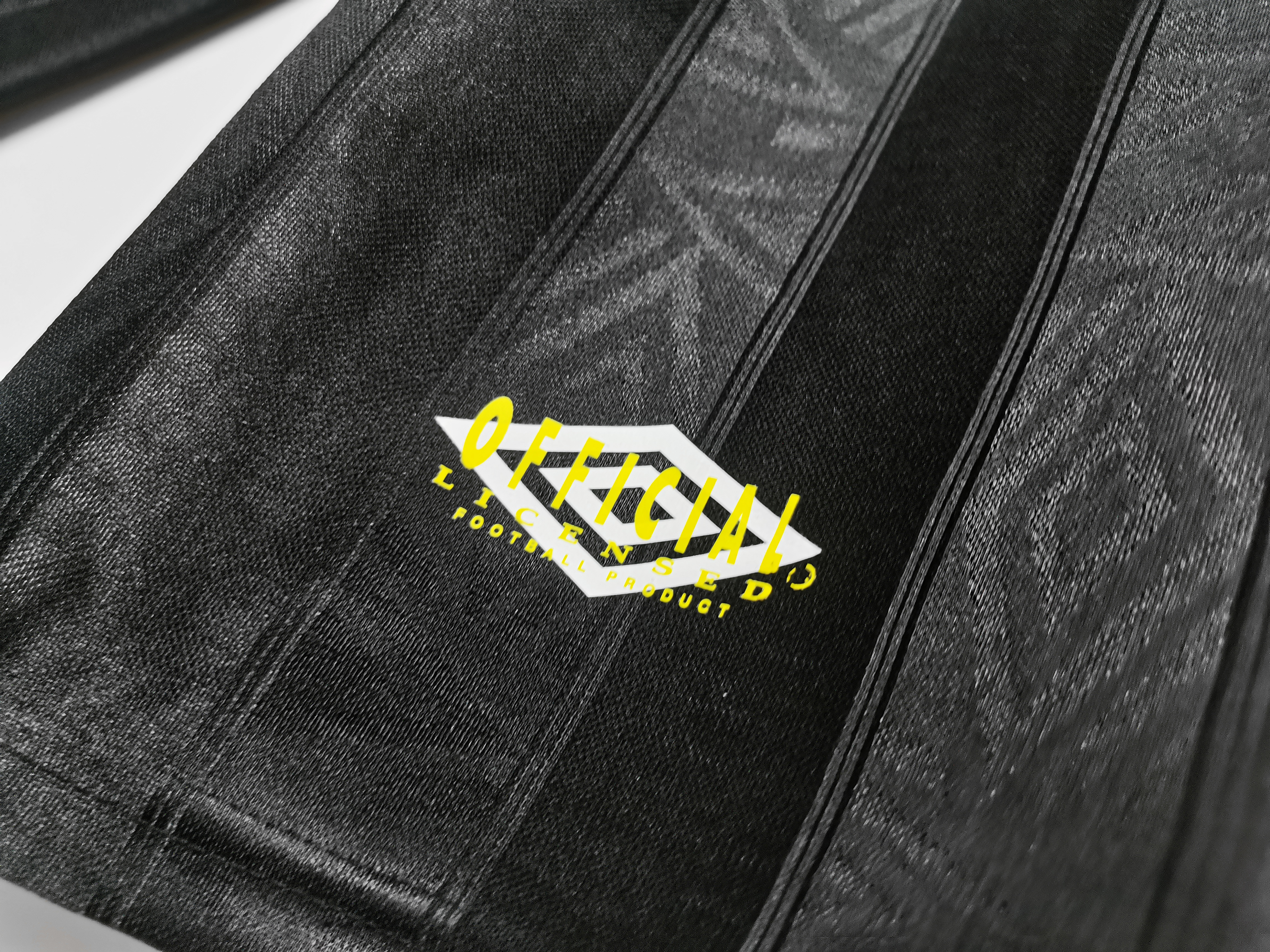 1993/94 Manchester United away long sleeve jersey - Fans Edition