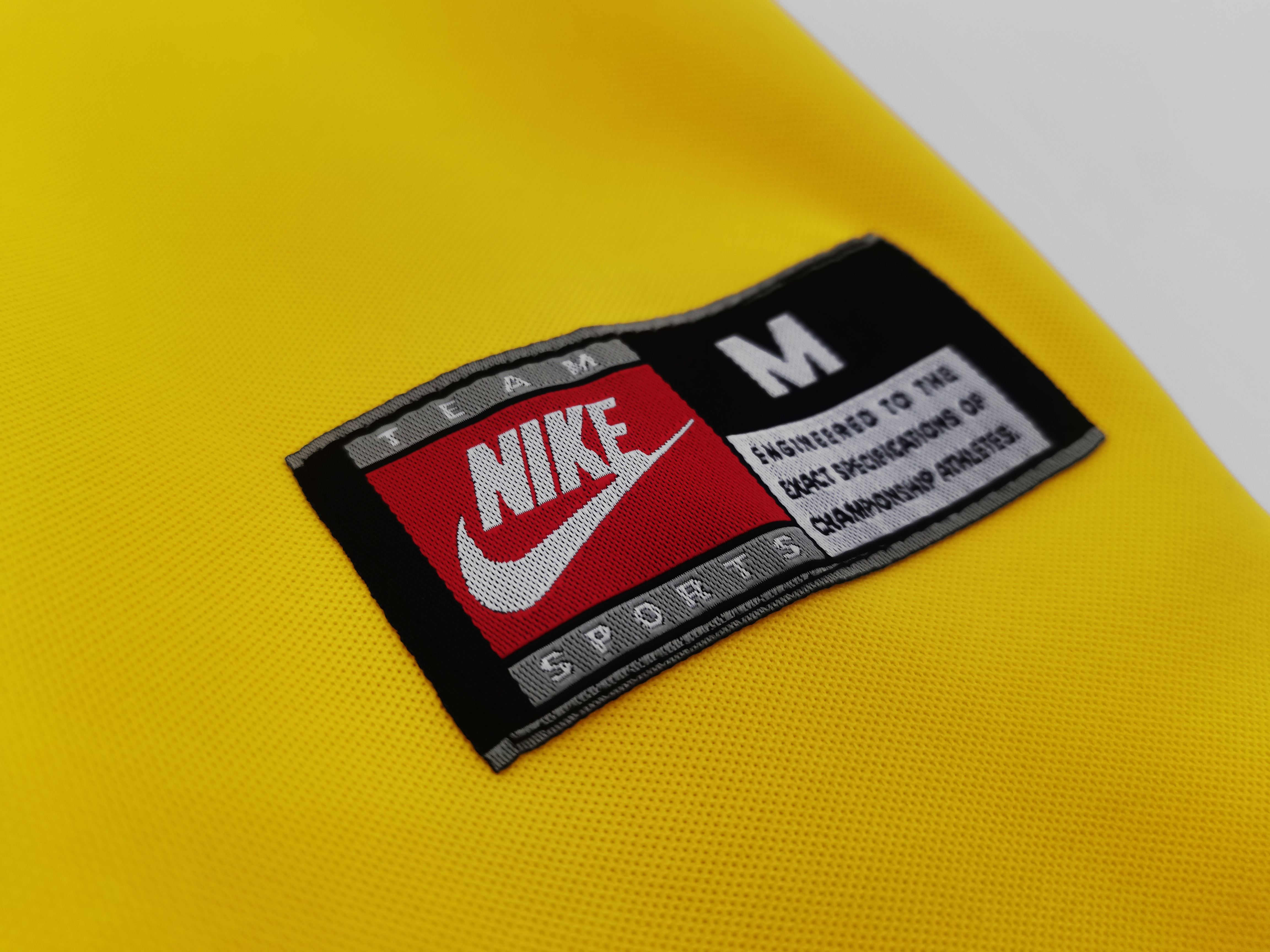 1998 Brazil home retro jersey 1:1 Thai quality - Fans Edition