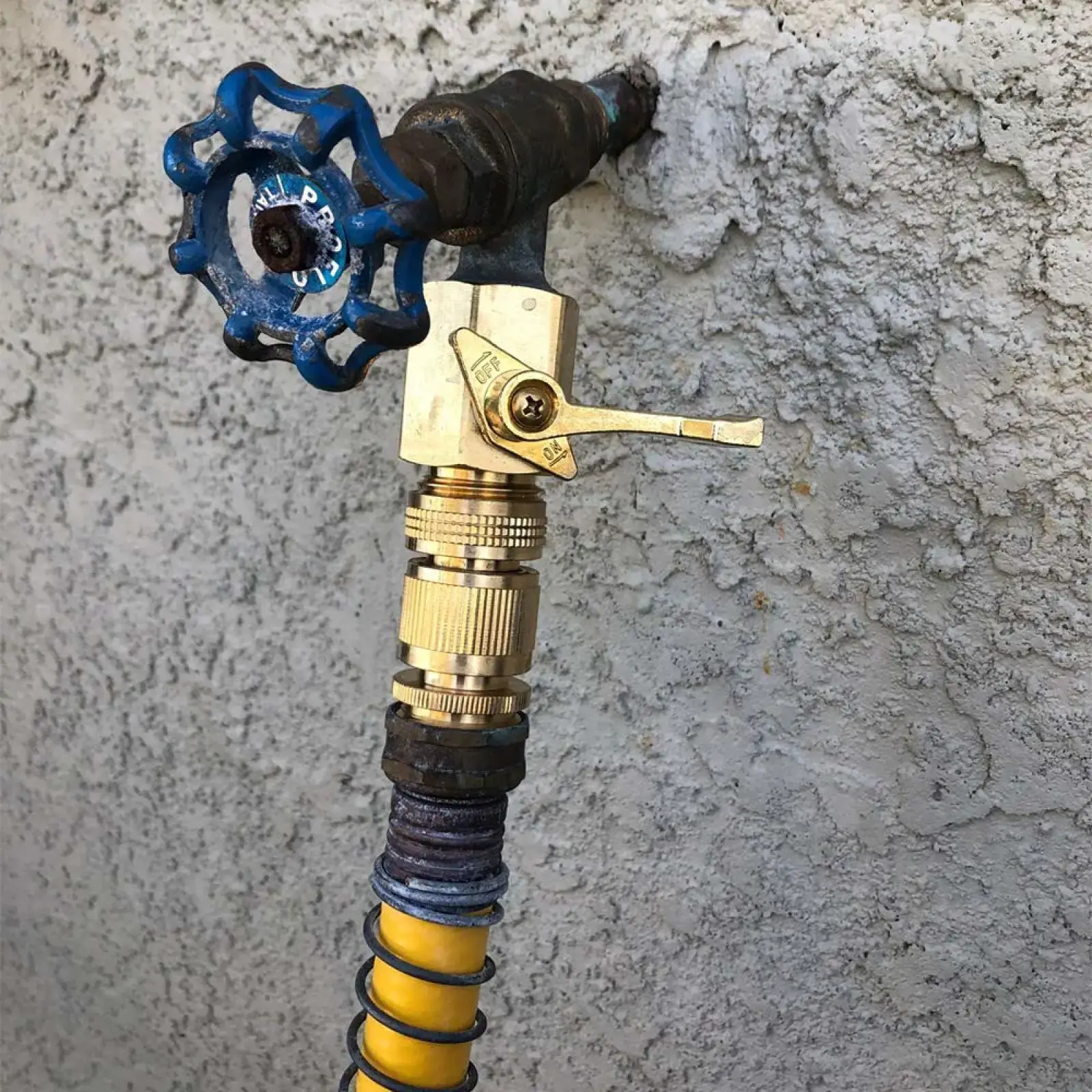 Garden Hose Quick Connector