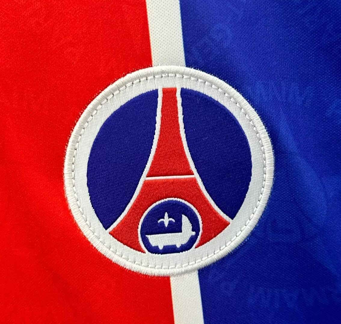 1995/1996 Paris home jersey