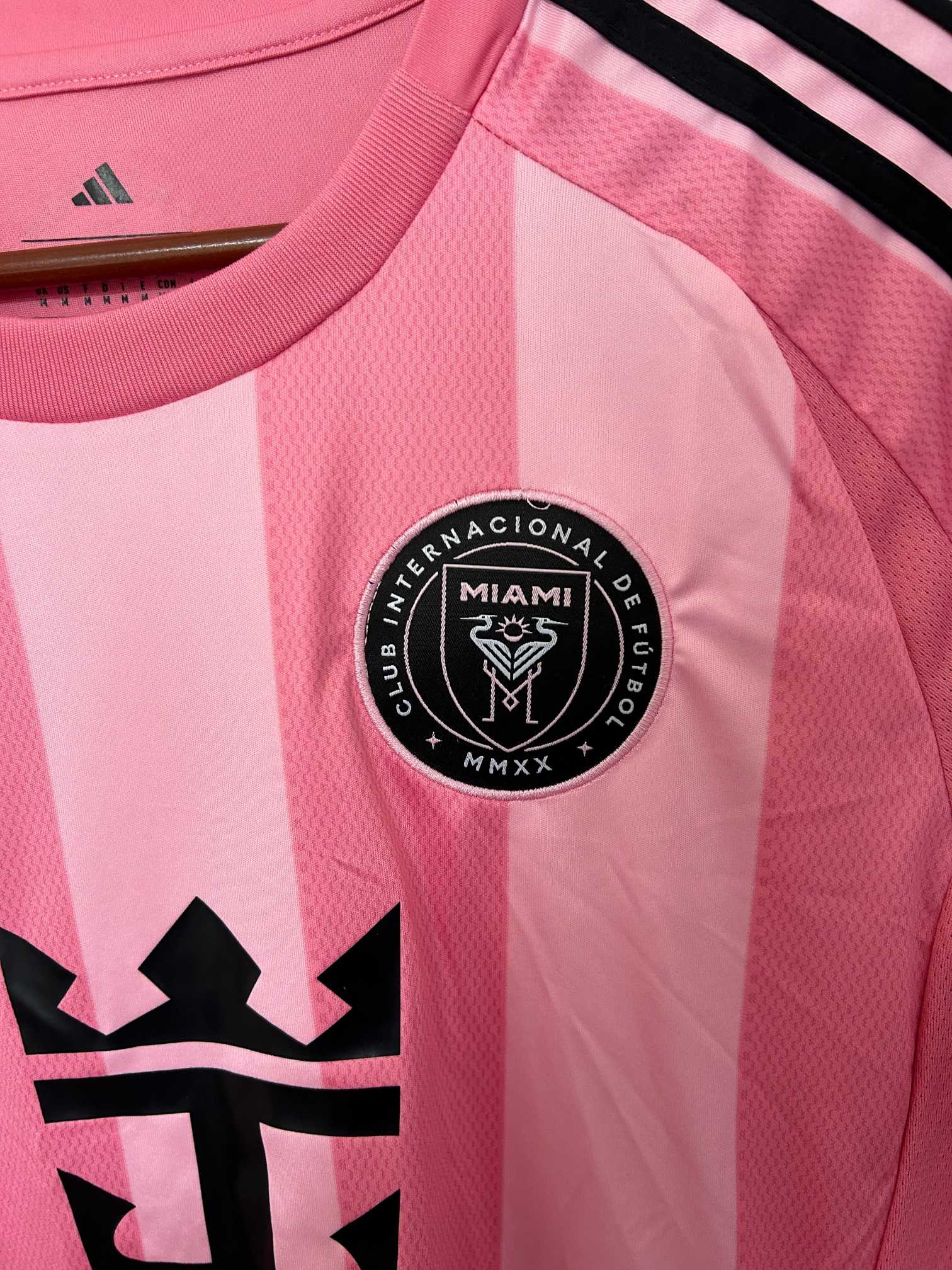 2025/2026 Miami Home Football Shirt 1:1 Thai Quality