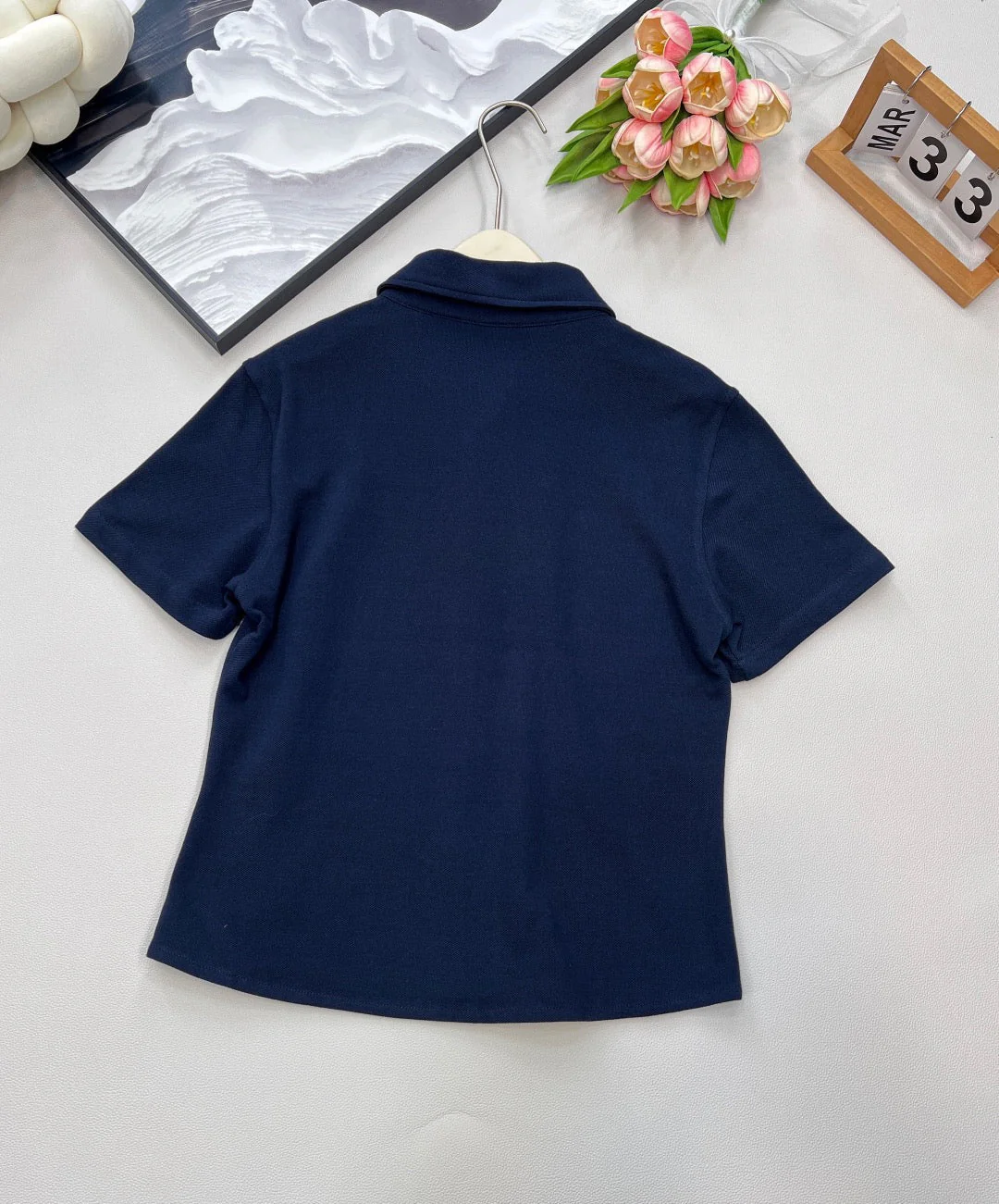 Single-breasted polo shirt with micro-logo embroidery and cotton piqué