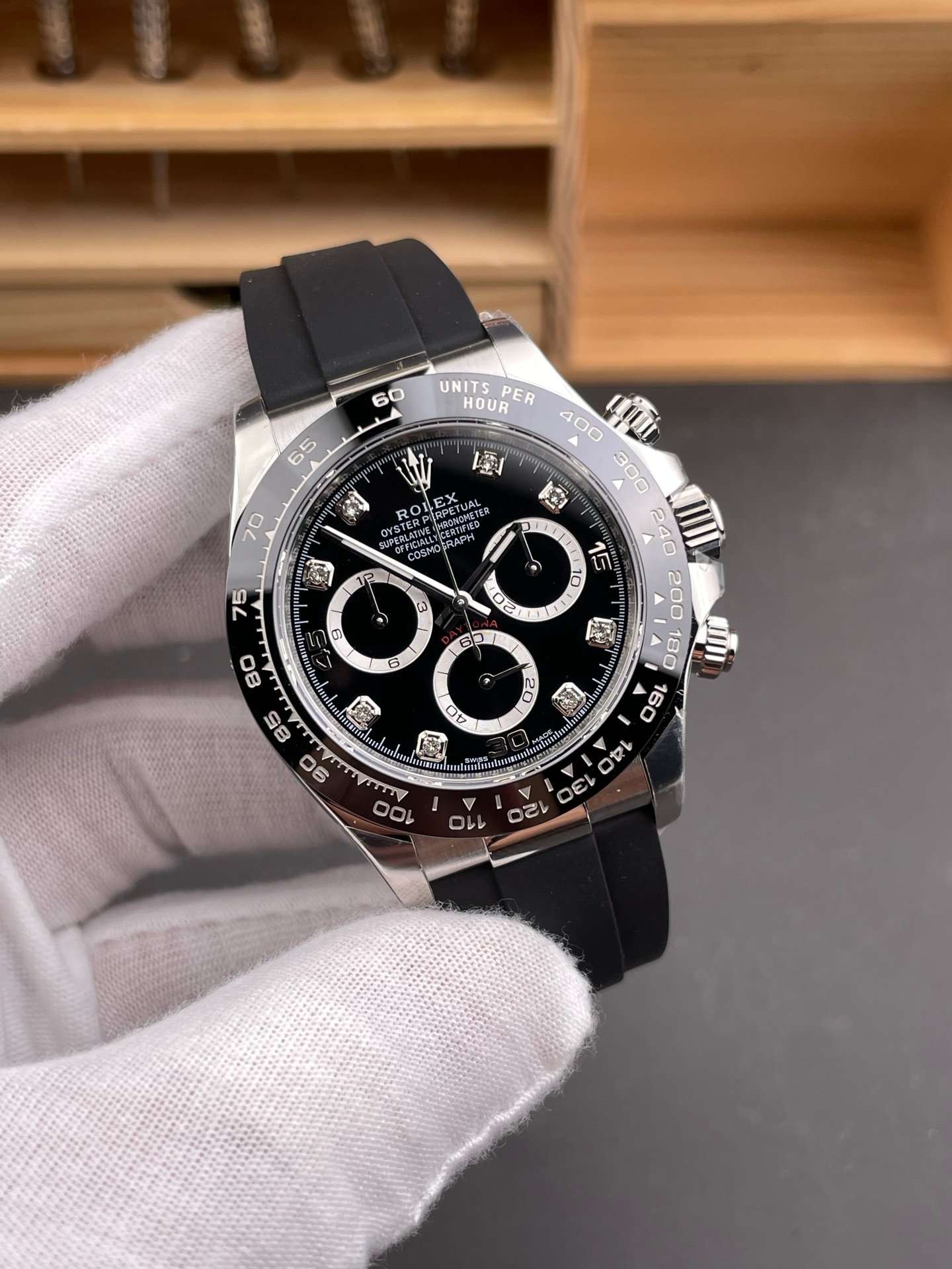 Rolex Daytona White Gold Black Rubber