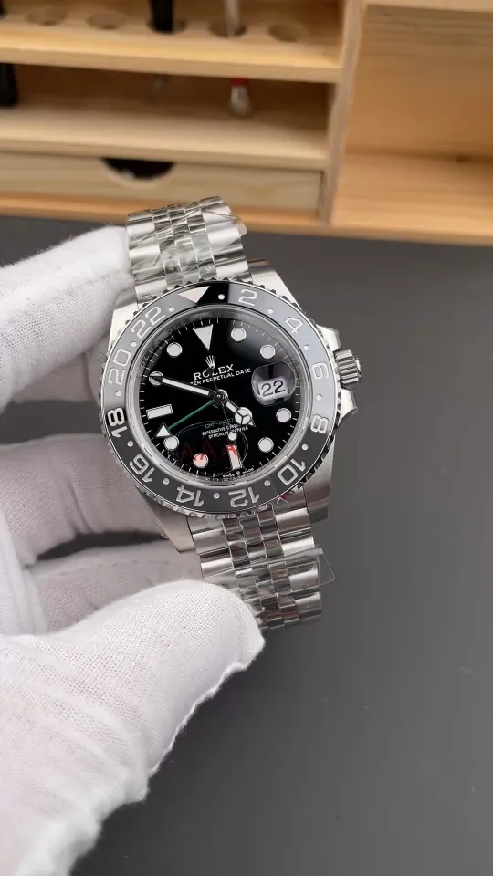 Rolex GMT-Master Black 40mm