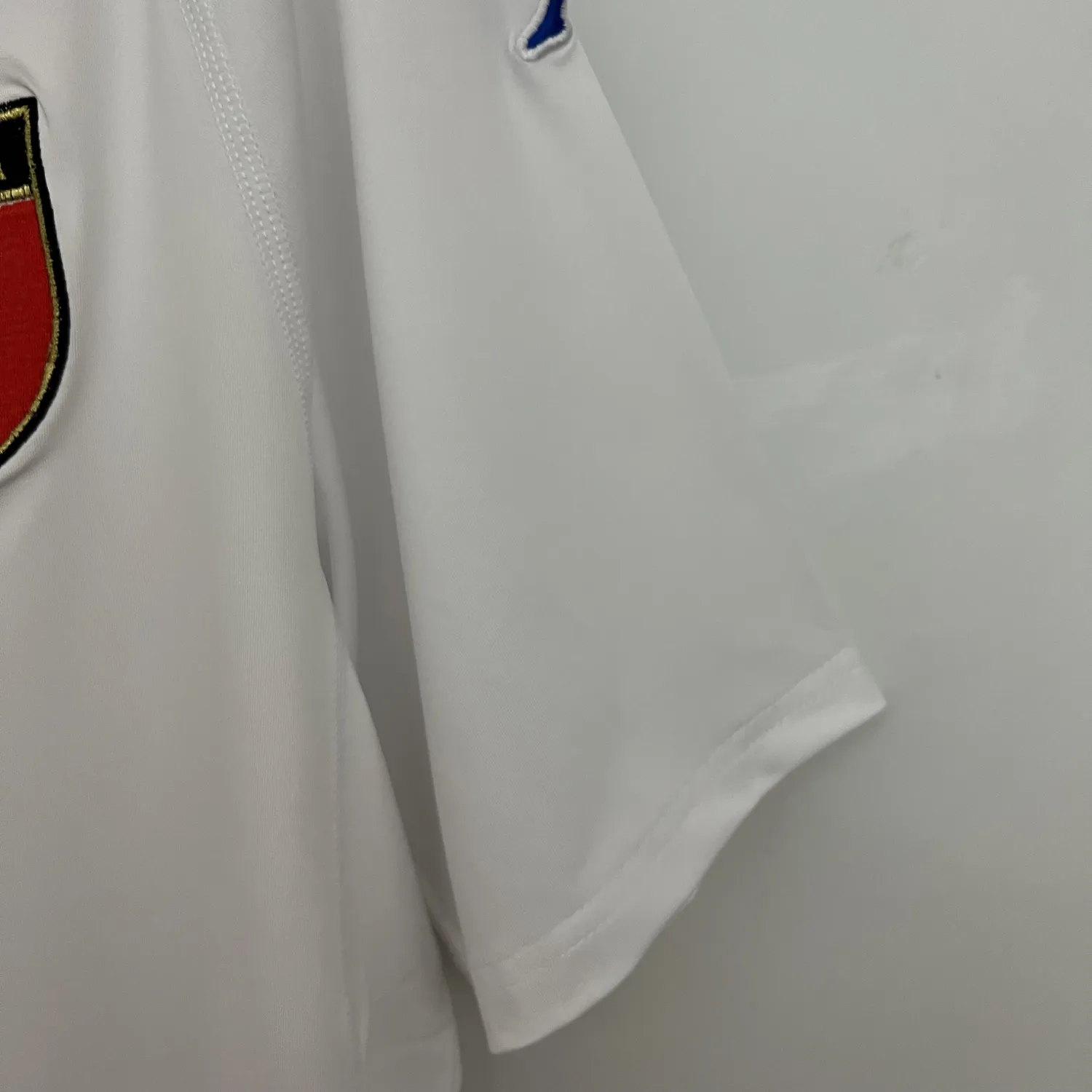 2000 Italy away retro jersey 1:1 Thai quality set - Fans Edition