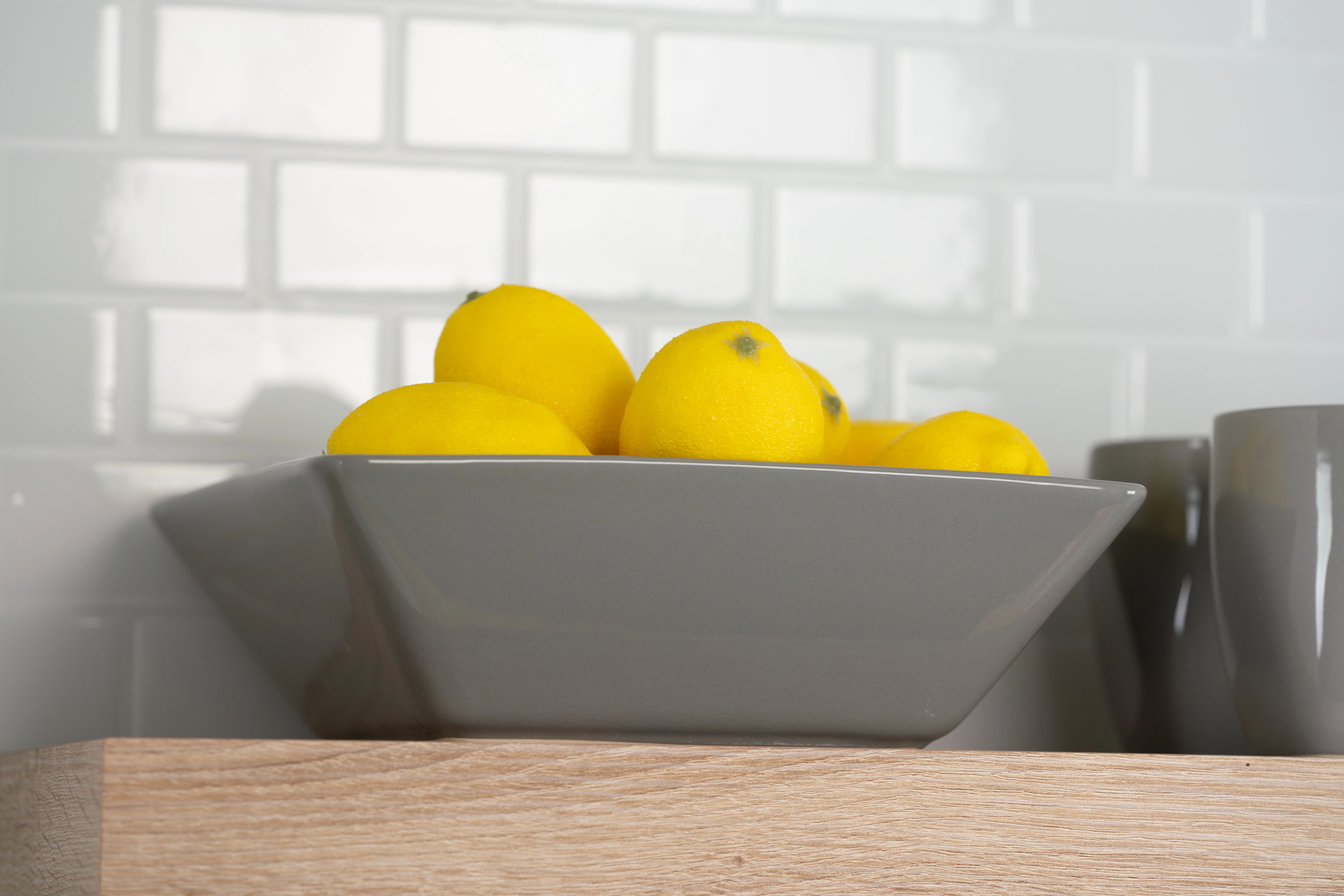10 Strawberry Street Nova Square 40 Piece Stoneware Dinnerware Set, Gray