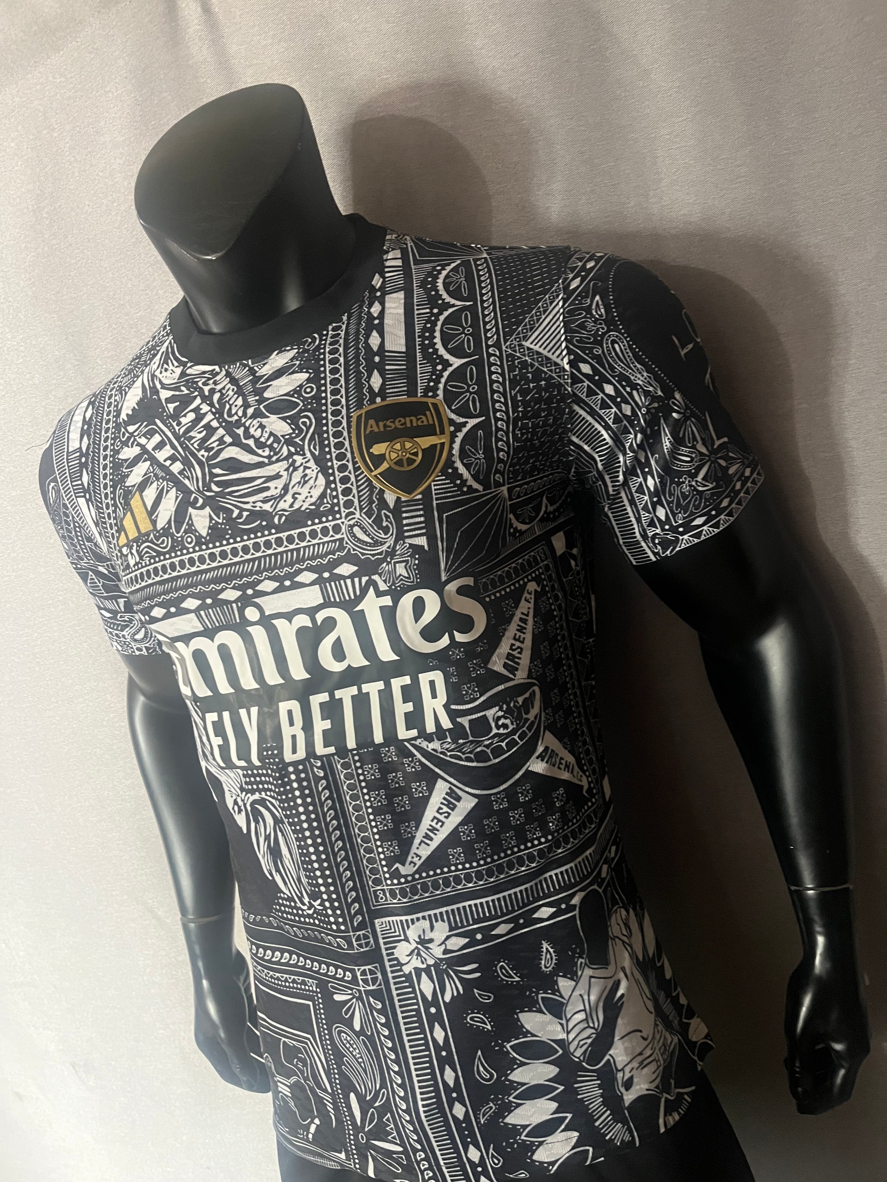 2024-25 Players Edition Arsenal Graffiti Special Edition Jersey