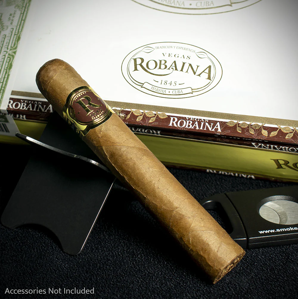 Vegas Robaina Famosos Cuban Cigar - Single