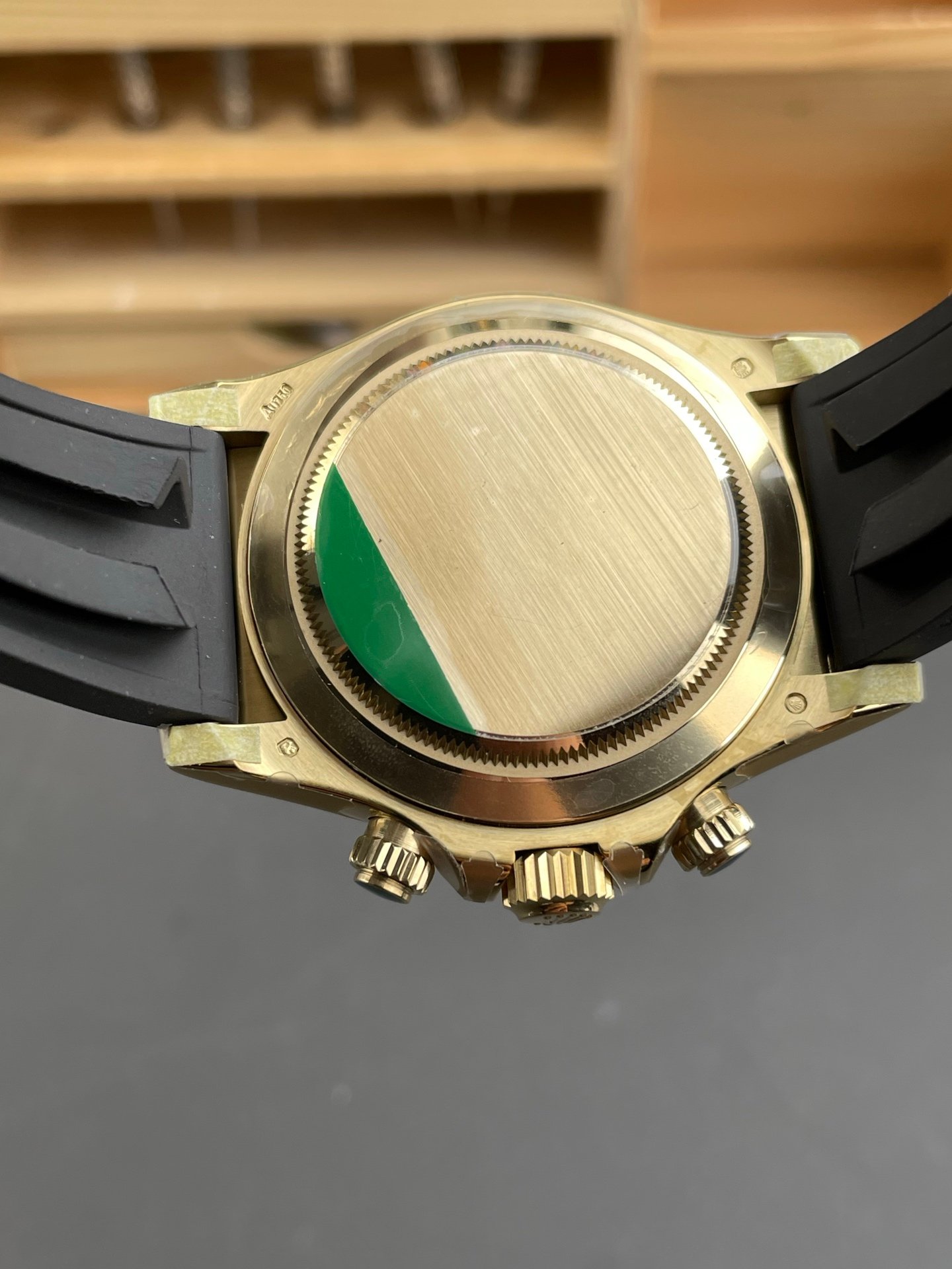 Rolex Daytona Gold Mother-of-Pearl Rubber