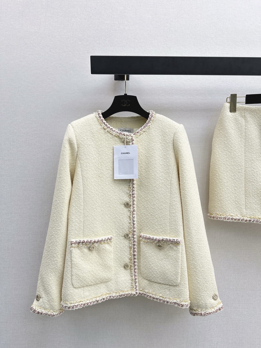 Round neck tie-up dress and skirt set