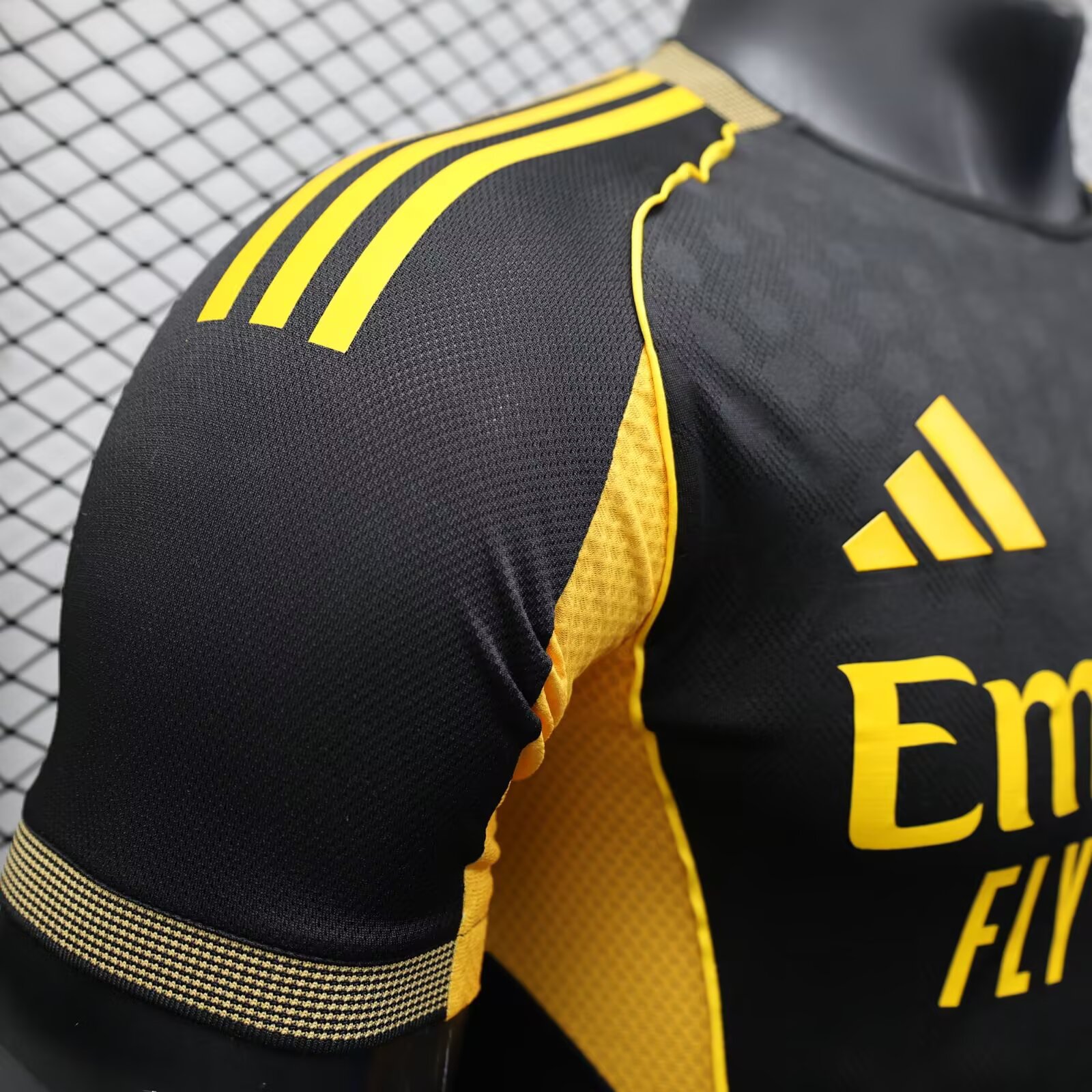 2025/2026 Player Version Real Madrid Special Edition Black Gold Football Shirt 1:1 Thai Quality