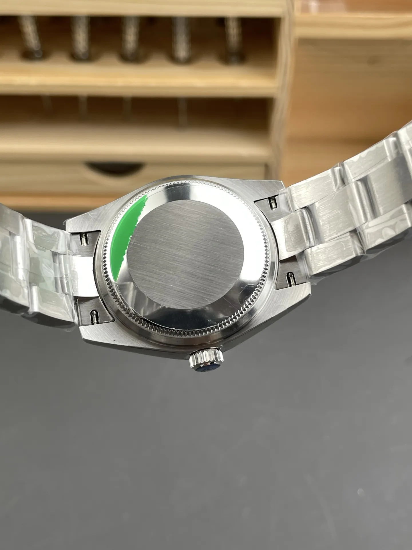 Rolex Oyster Perpetual Avocado Green Ladies 31mm