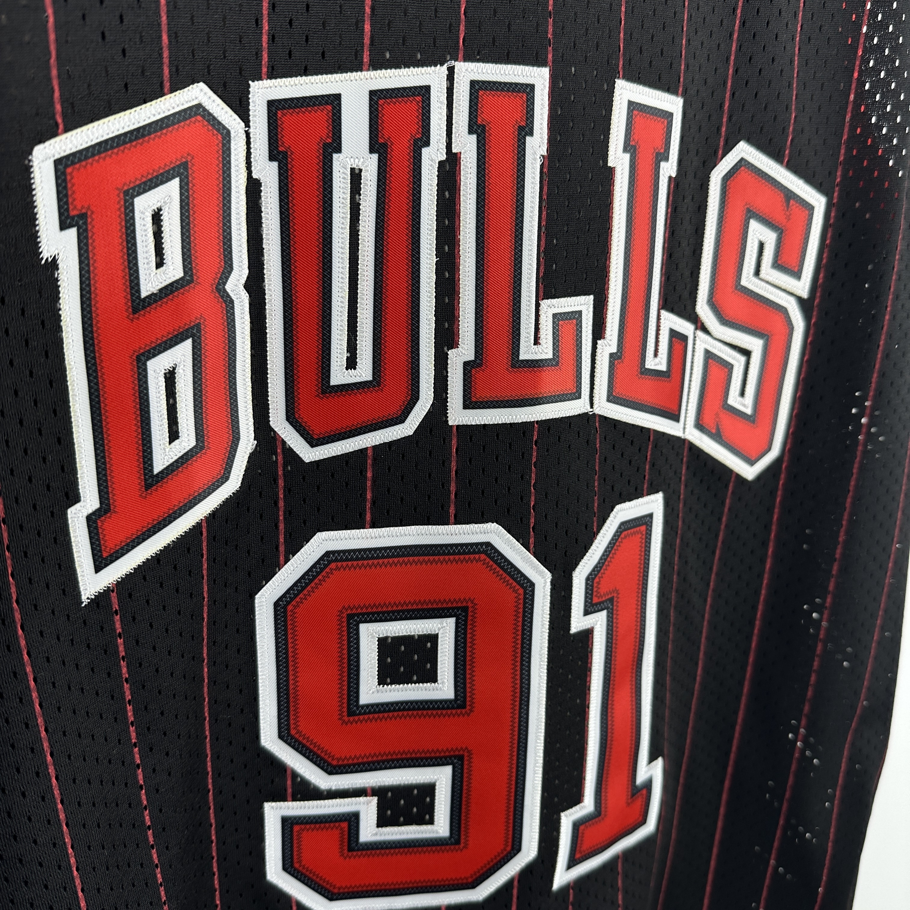 Embroidered MN retro jersey, Bulls 97/98 season, striped black, No. 91, Rodman