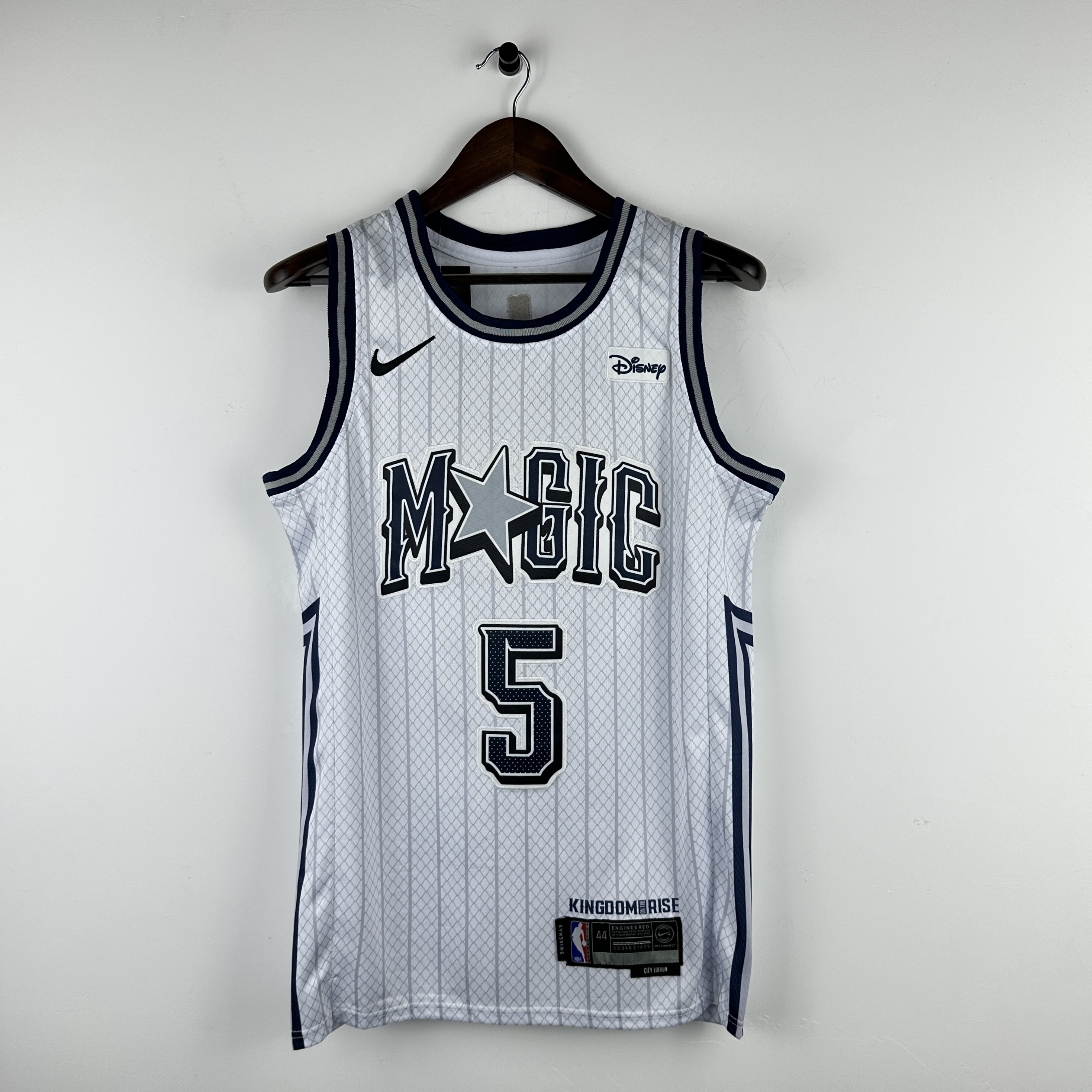 Embroidery 25th season Magic City Edition No. 5 Banchero