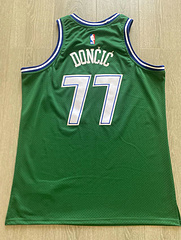 Dallas Mavericks  Doncic 77 Green MN
