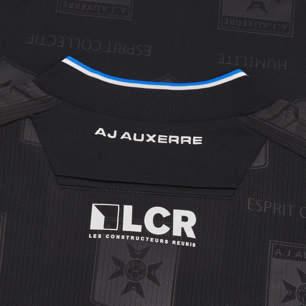 AJ Auxerre 2024-25 Away Kit