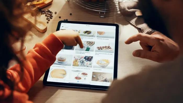 BOSCH - Kitchen machine MUMS6ZS34-Black,Stainless steel