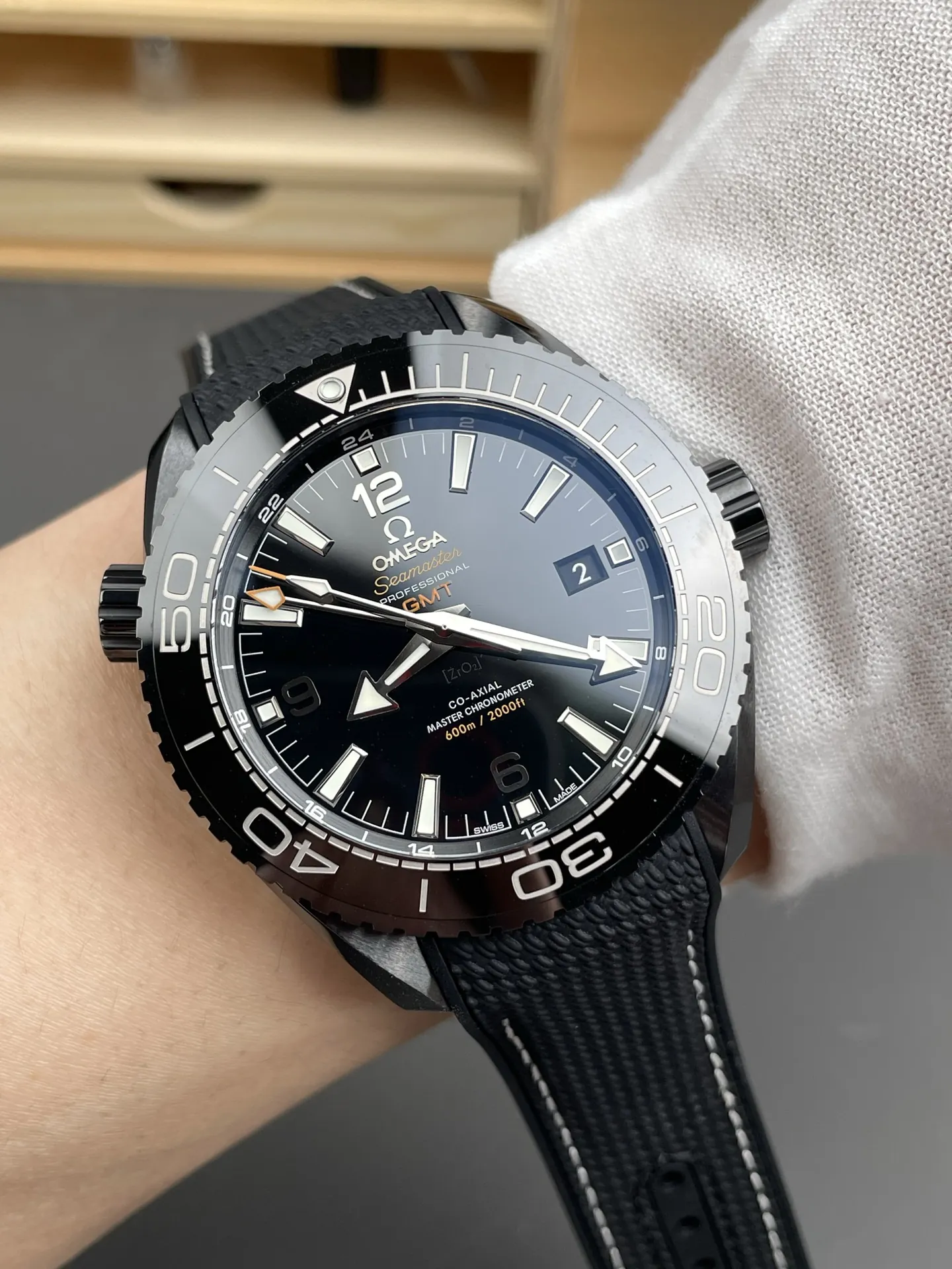 Omega Seamaster 600 GMT 45.5mm