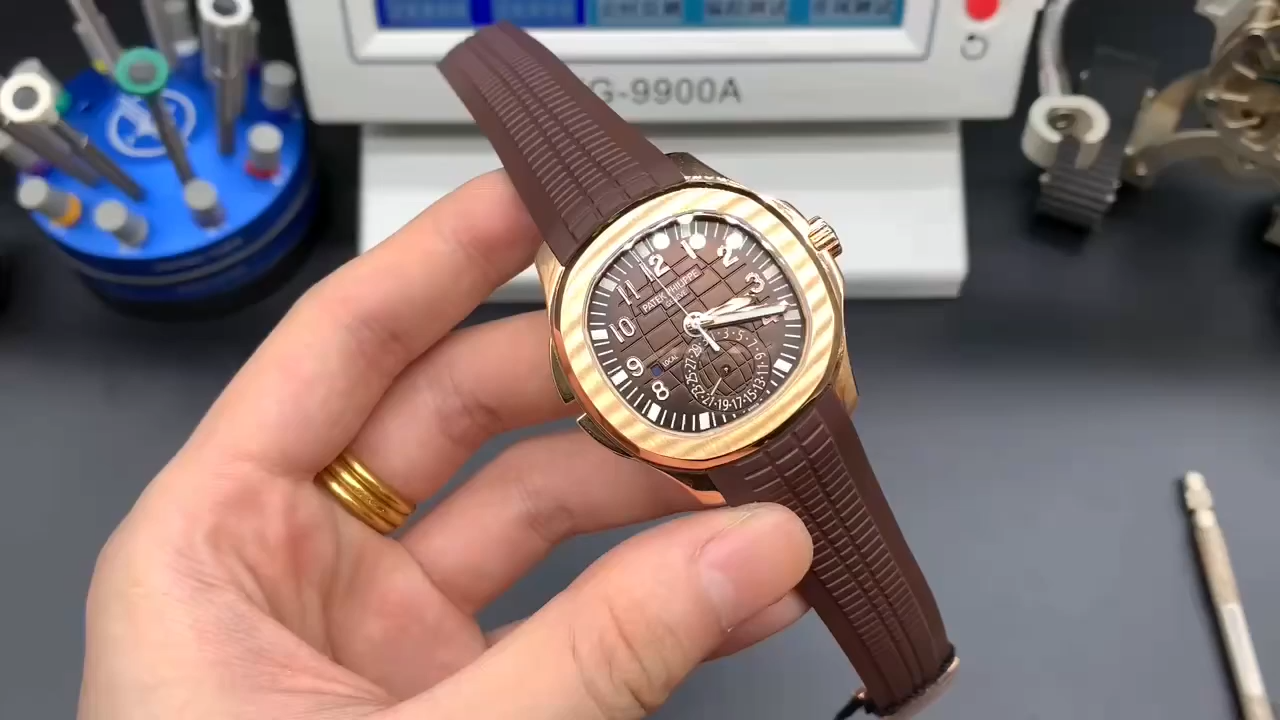 【Super Clone】Replica Patek Philippe Aquanaut 5164R 001 Travel Time Rose Gold Mens Watch