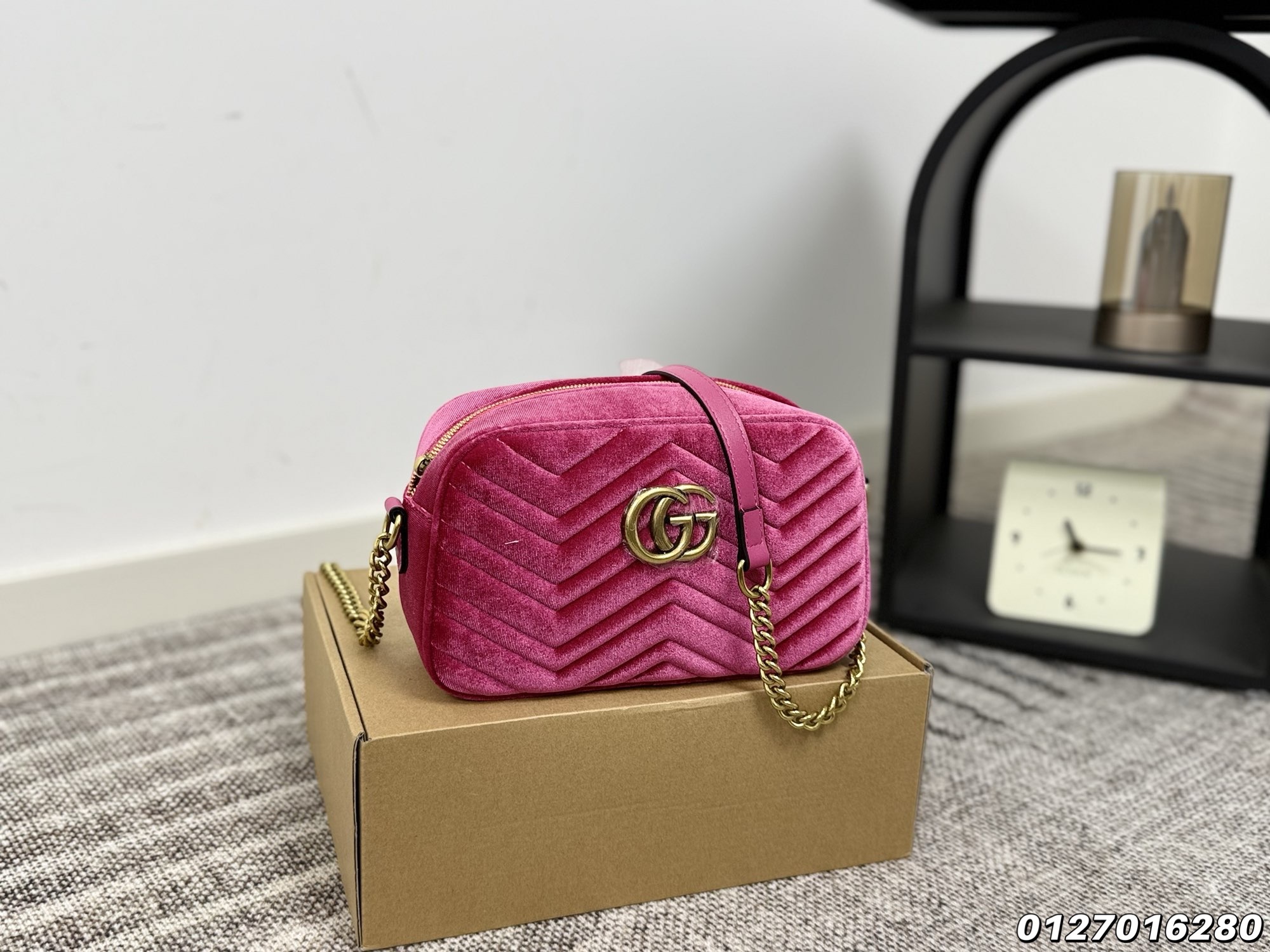Gucci GG Marmont Small Velvet Shoulder Bag