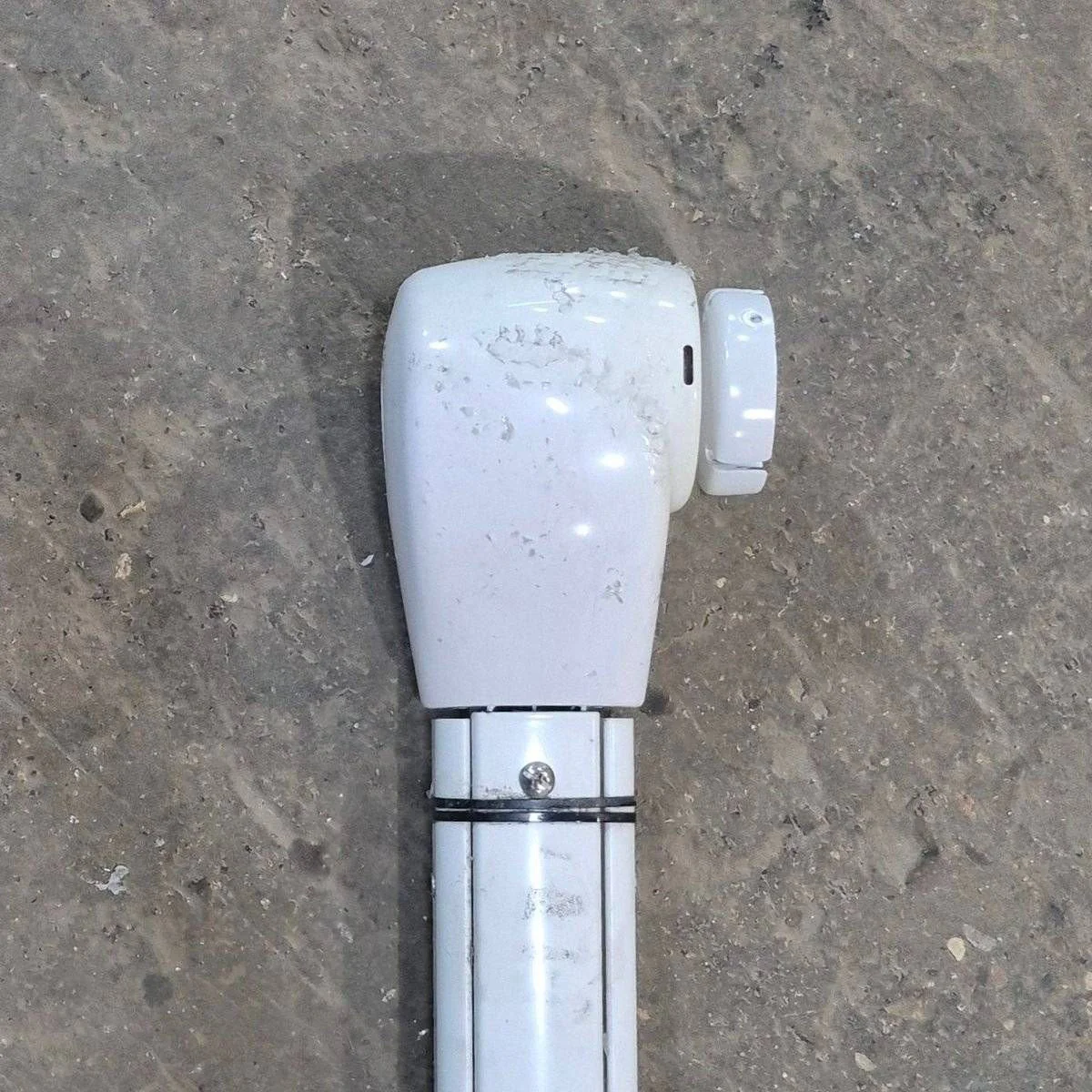 Used Carefree Awning Arm, Idler (Rear), White, 66 1/2 - Travel'r , R001643WHT