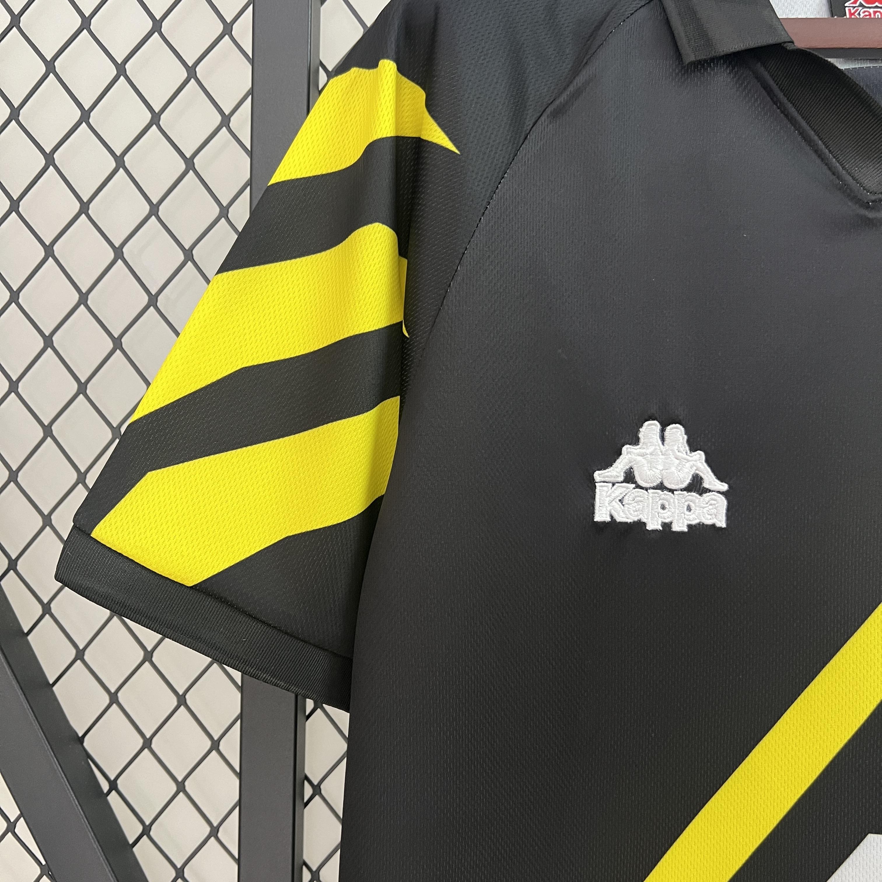 1996/97 Juventus third away retro jersey