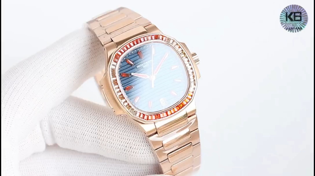 【Super Clone】Patek Philippe Nautilus Ladies Rose Gold Blue Dial 7118 35.2mm