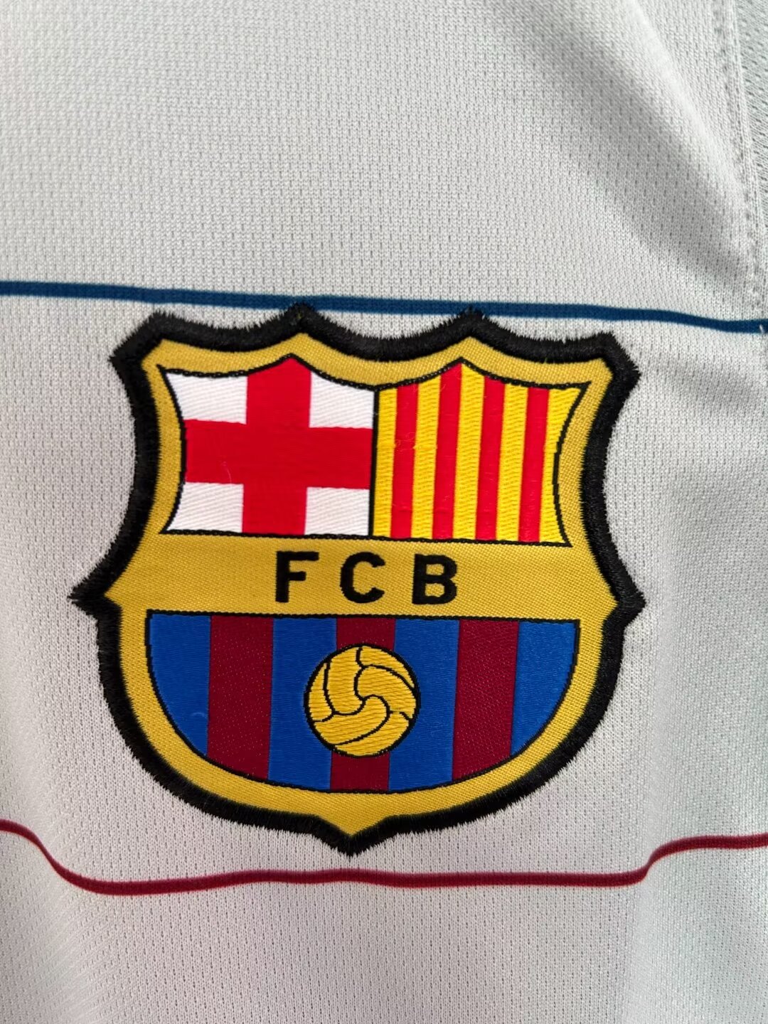 2003/2004 Barcelona away jersey - Fans Edition