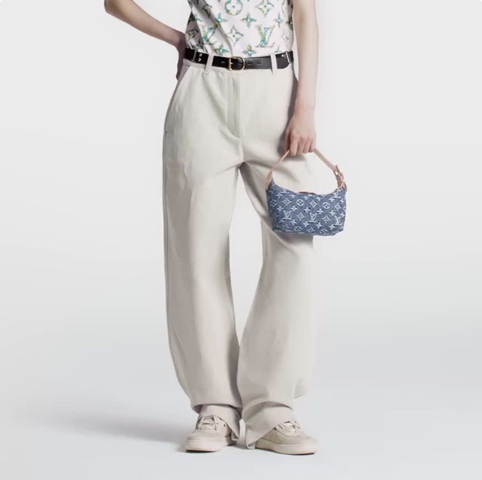 LV Hills Pochette Denim Handbag
