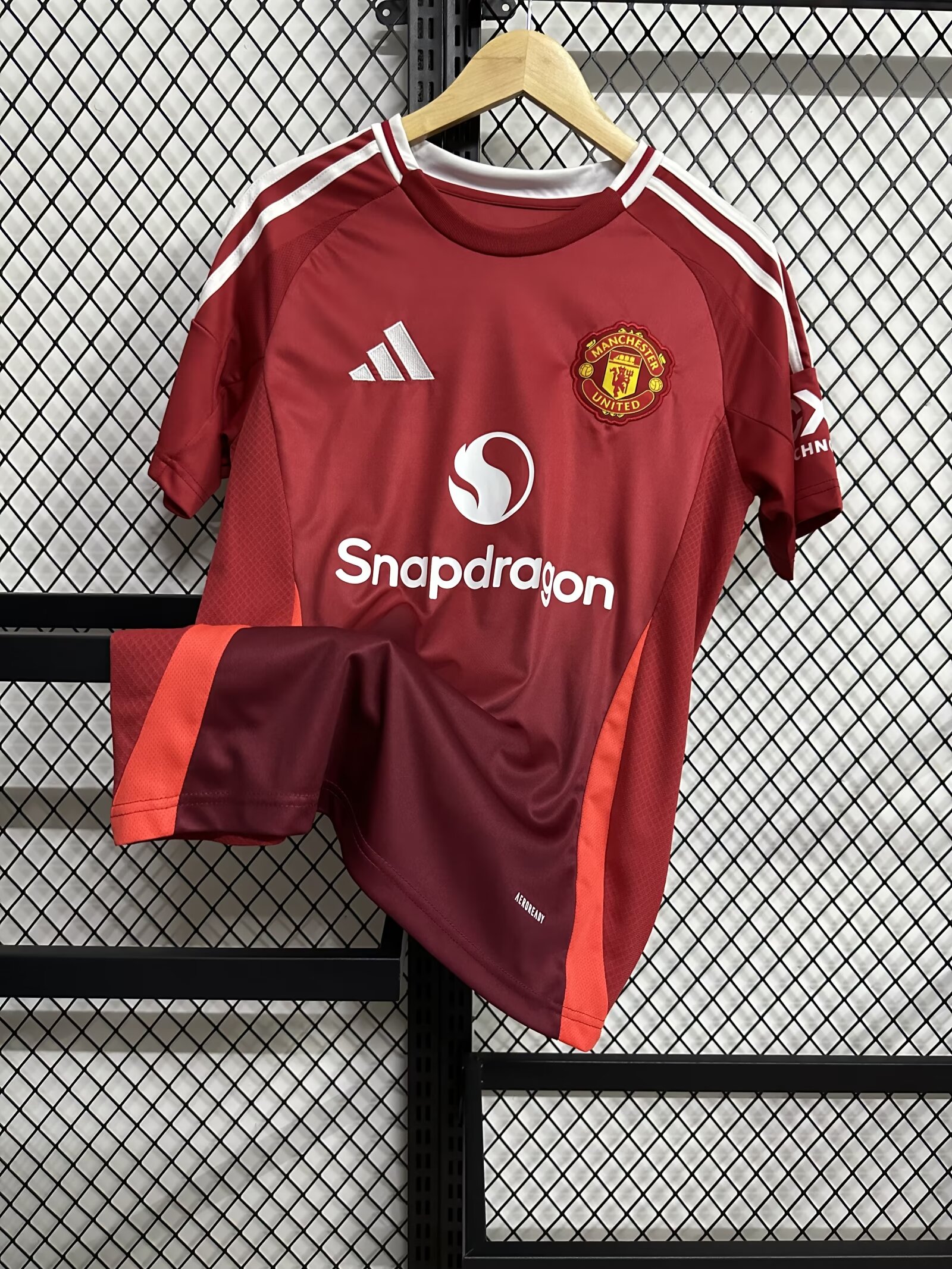2024/25 Manchester United home shirt. - Fans Edition