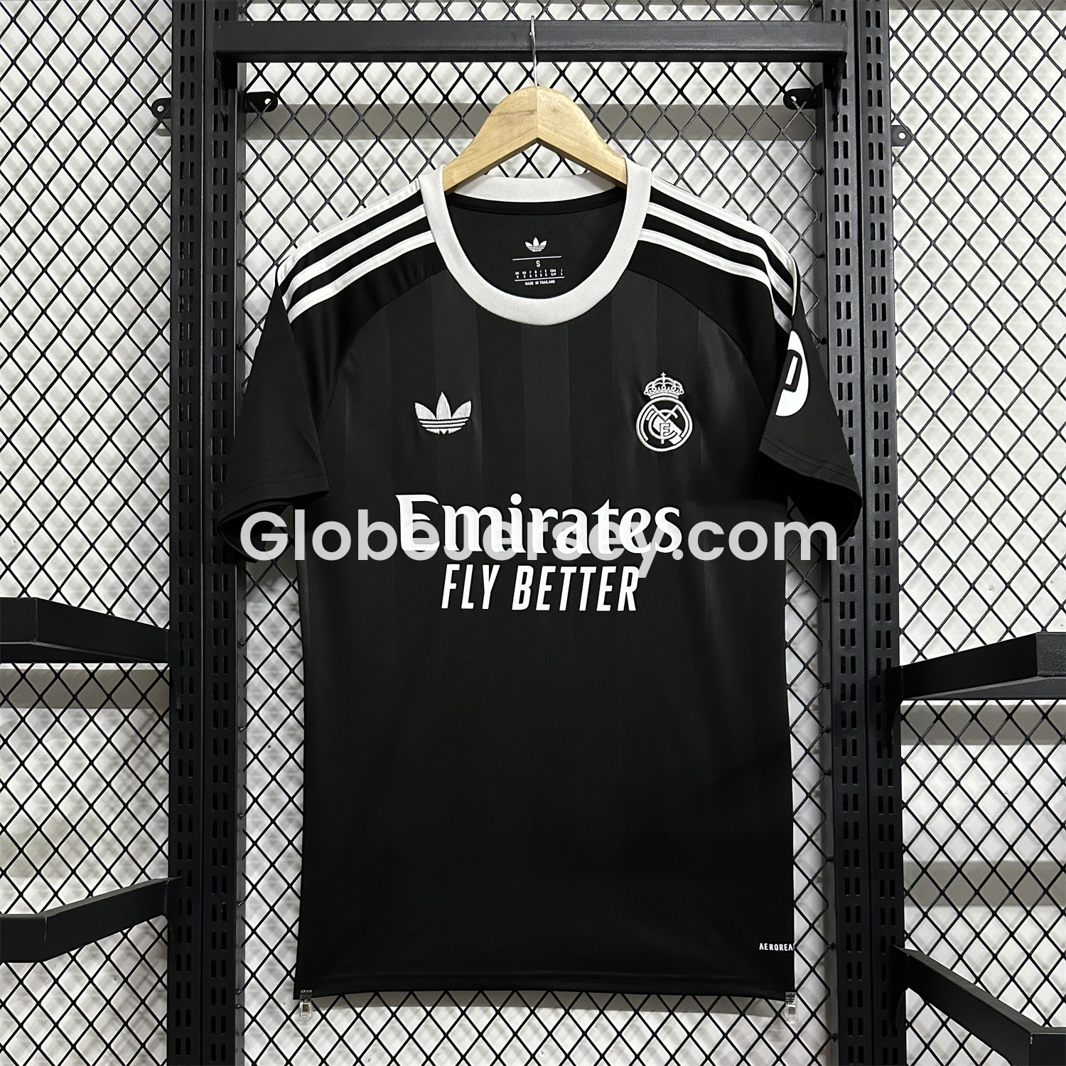 Real Madrid 25-26 Black Terrace Goalkeeper Jersey - Fans Version